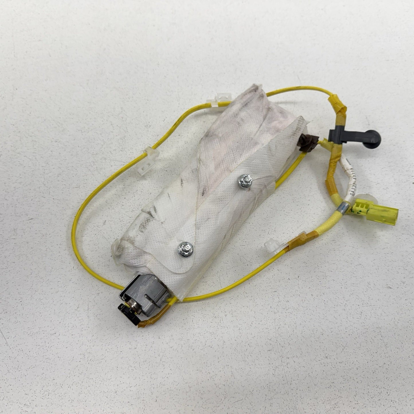 16-23 Toyota Tacoma Driver Left Front Seat Airbag Air Bag 73920-04040 OEM