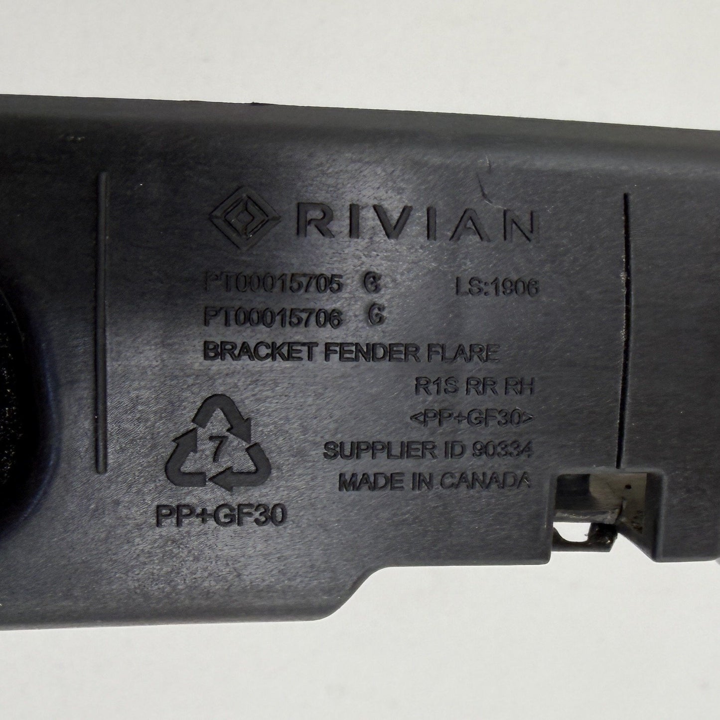 2022-2024 Rivian R1S Right Rear Quarter Fender Flare Bracket PT00015705-G OEM