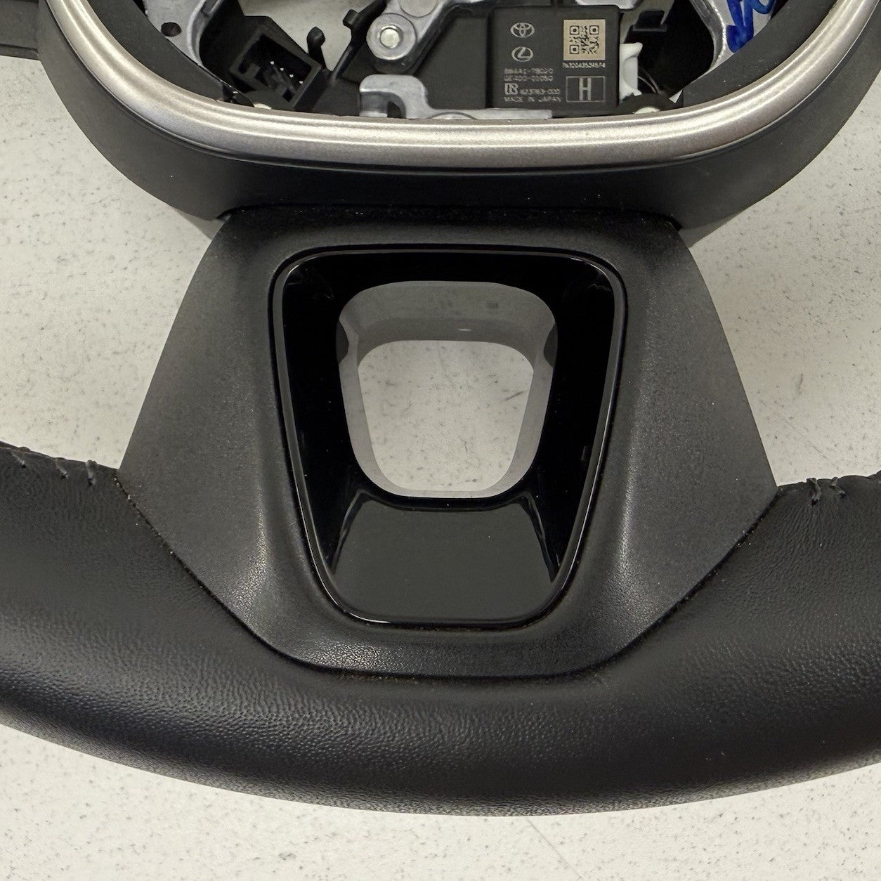 25-26 Toyota Camry XSE Heated Steering Wheel With Controls Leather Black OEM