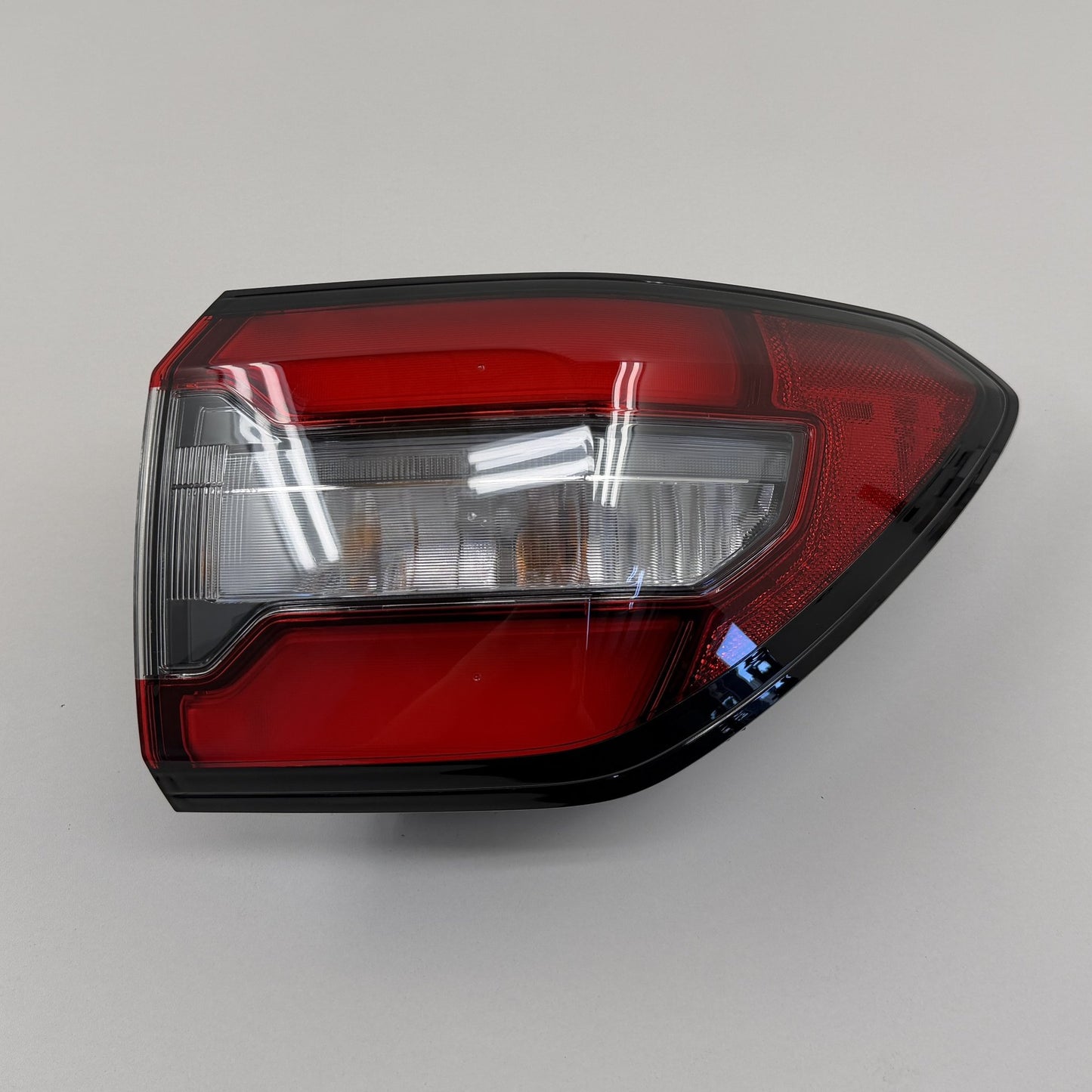 2023-2025 Honda Pilot Right Rear Outer LED Taillight Tail Light Lamp OEM