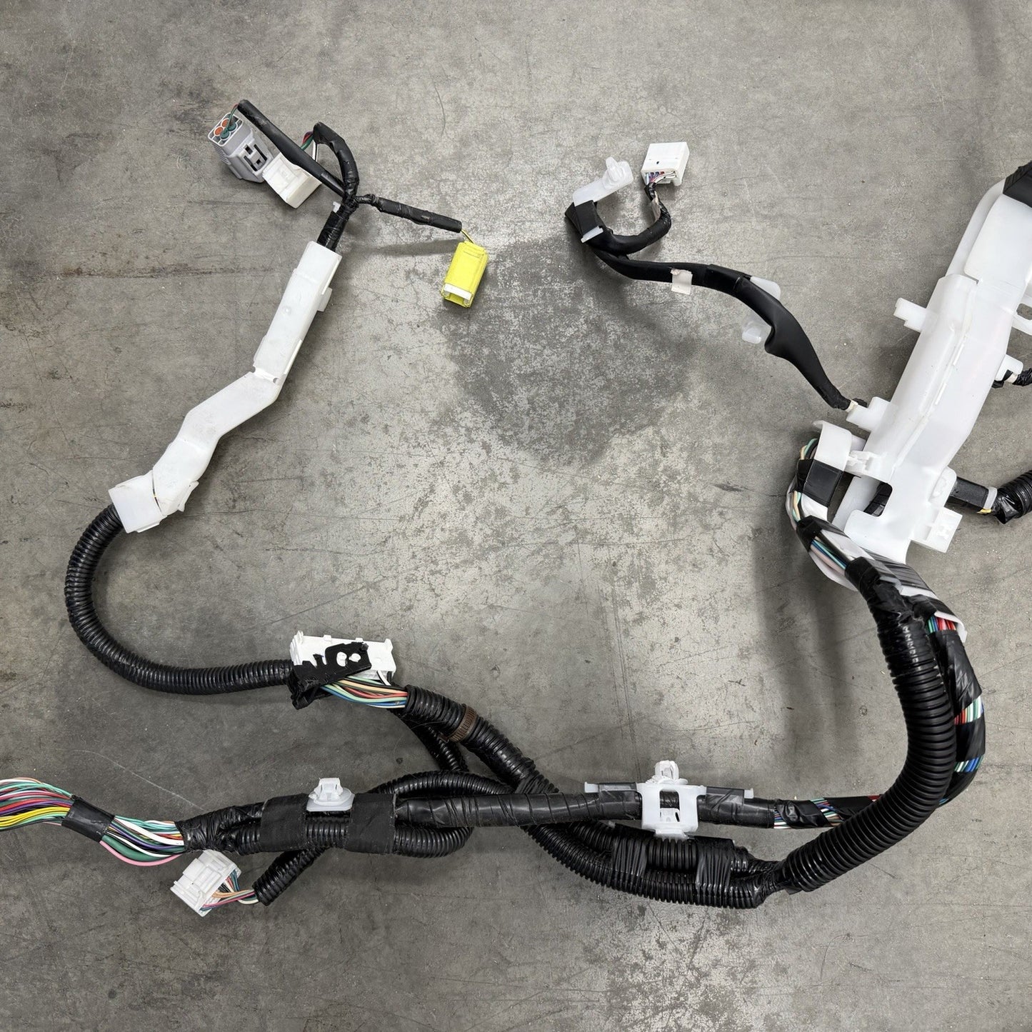 2020 Toyota Prius Prime Chassis Main Body Wiring Harness OEM