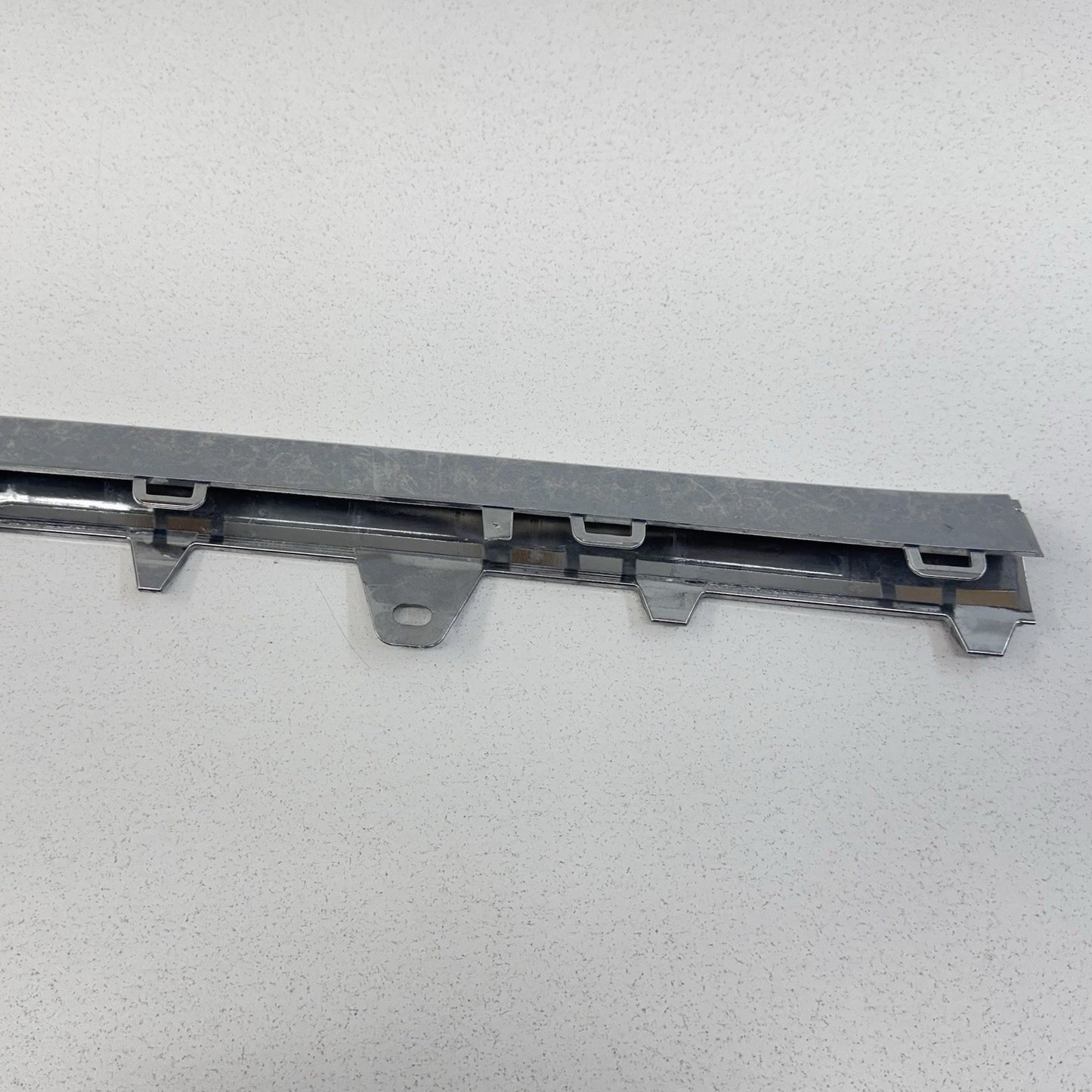 14-16 Mercedes W212 E350 Front Bumper Center Lower Molding Trim 2128852674 OEM