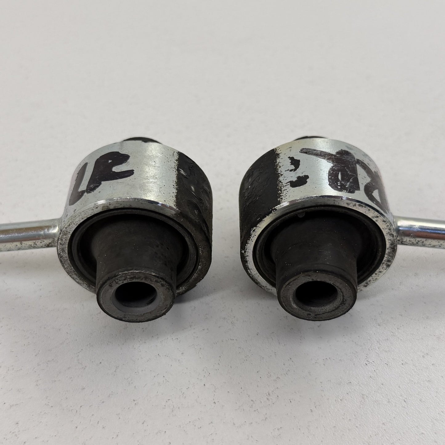 2015-2021 Subaru WRX STI Front Stabilizer Sway Bar End Link Pair 20420XA000 OEM