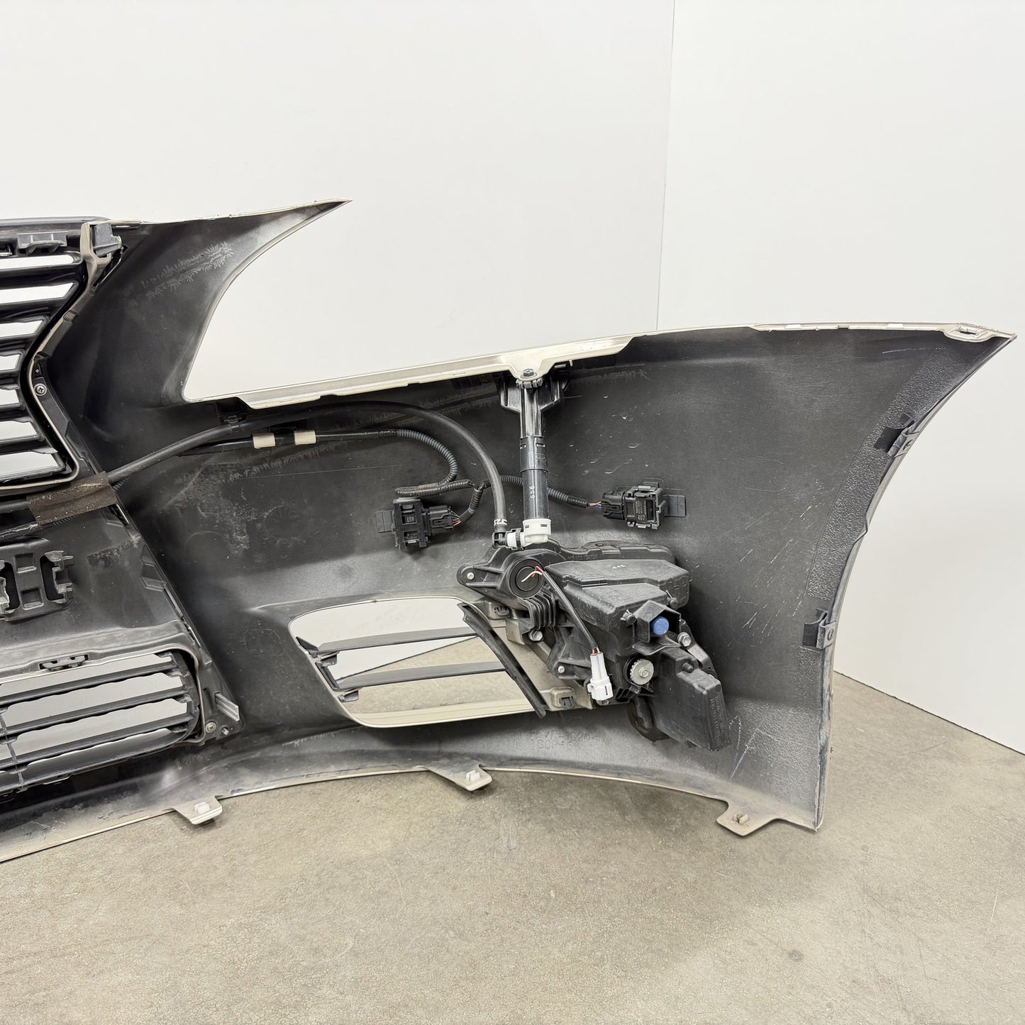 2013-2017 Lexus LS460 Front Bumper Cover Complete W/ Grills & Sensors OEM