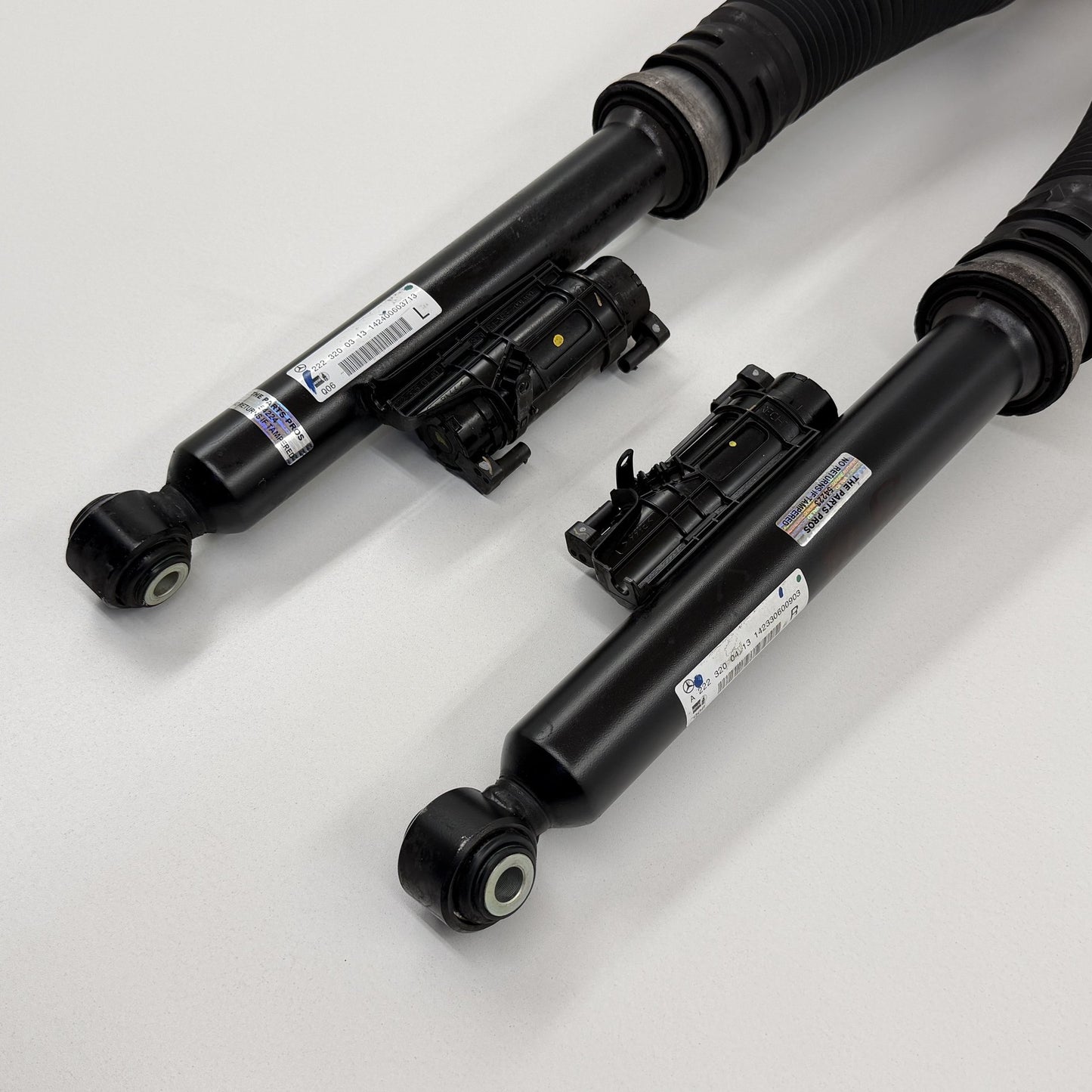 2014-2017 Mercedes-Benz S550 W222 Rear Air Suspension Shock Strut Pair OEM