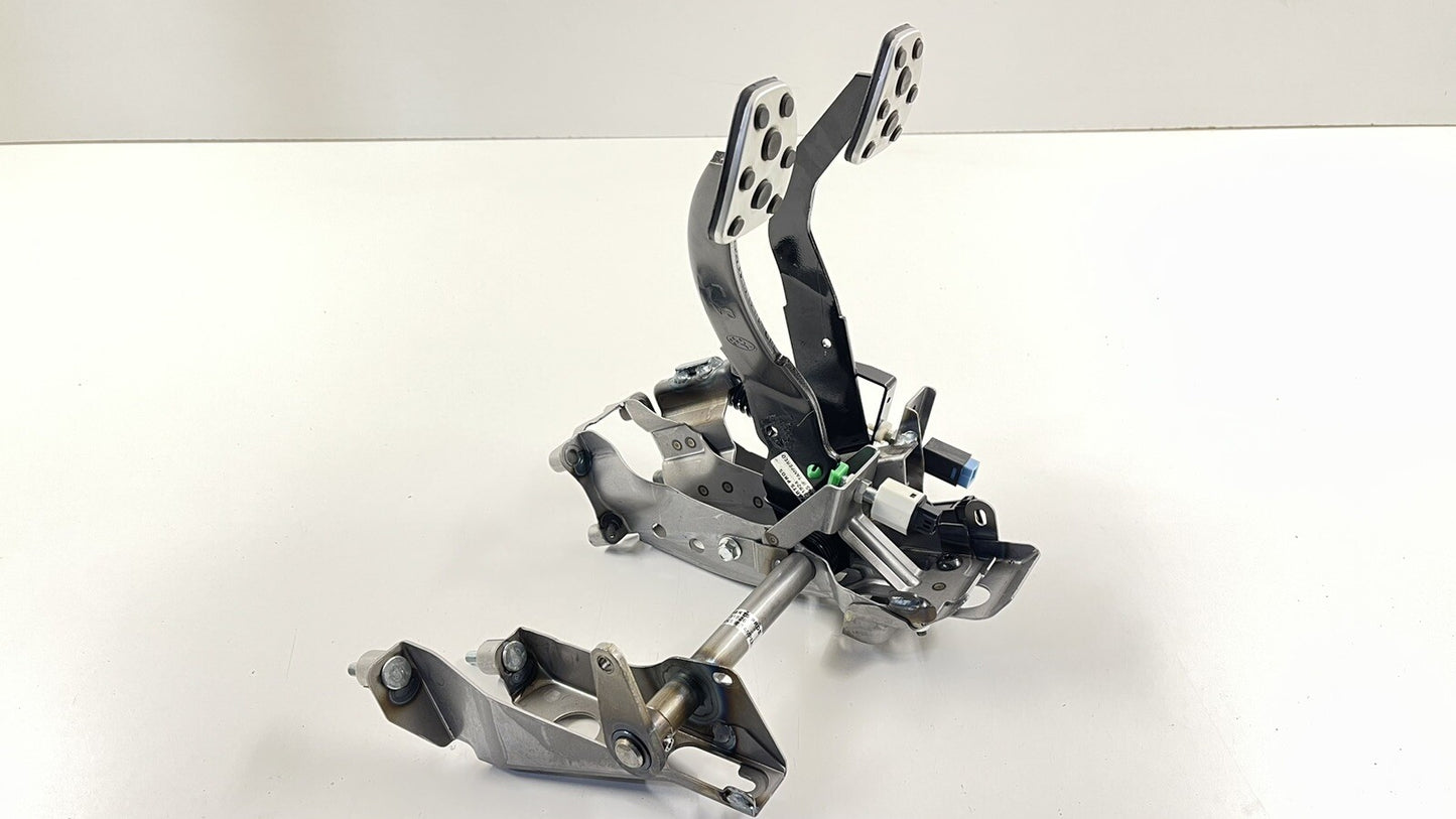 22-23 SUBARU BRZ MANUAL TRANSMISSION CLUTCH BRAKE PEDAL ASSEMBLY OEM