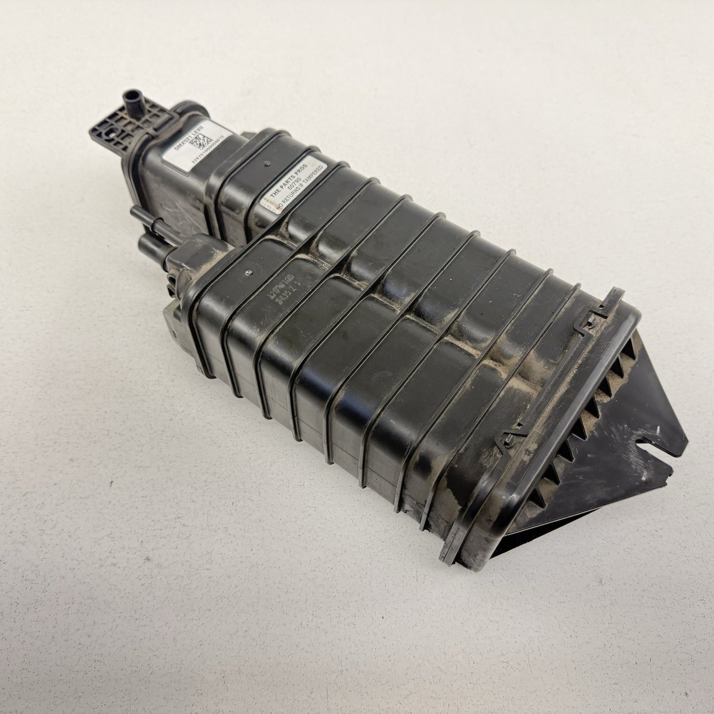 11-15 Chevrolet Camaro SS ZL1 Fuel Evap Vapor Charcoal Emission Canister OEM