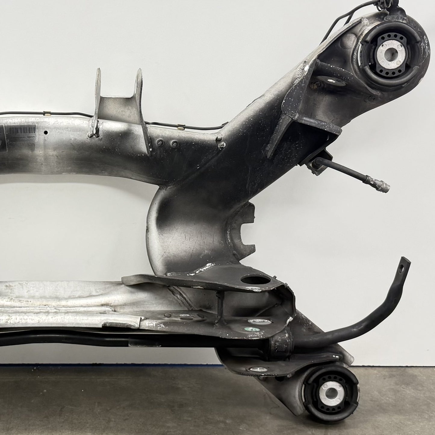2014-2018 Bentley Flying Spur Rear Subframe Crossmember Cradle Carrier OEM