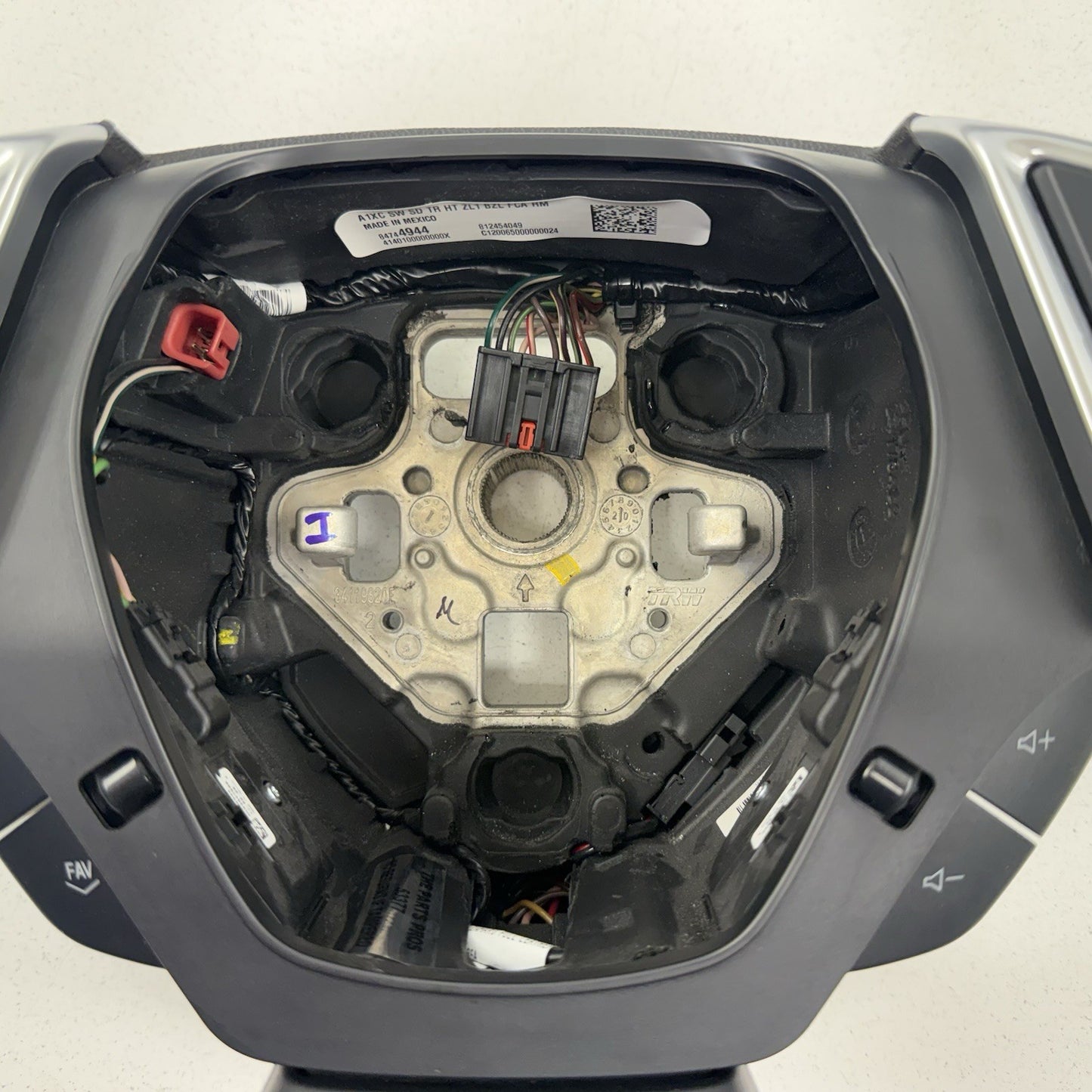 20-24 Chevrolet Camaro ZL1 1LE Manual Steering Wheel Heated Suede 84744944 OEM