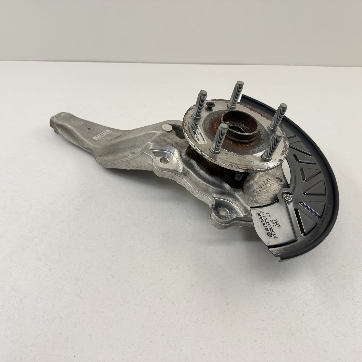2022-2024 Rivian R1S R1T Passenger Right Front Spindle Knuckle Hub Bearing OEM