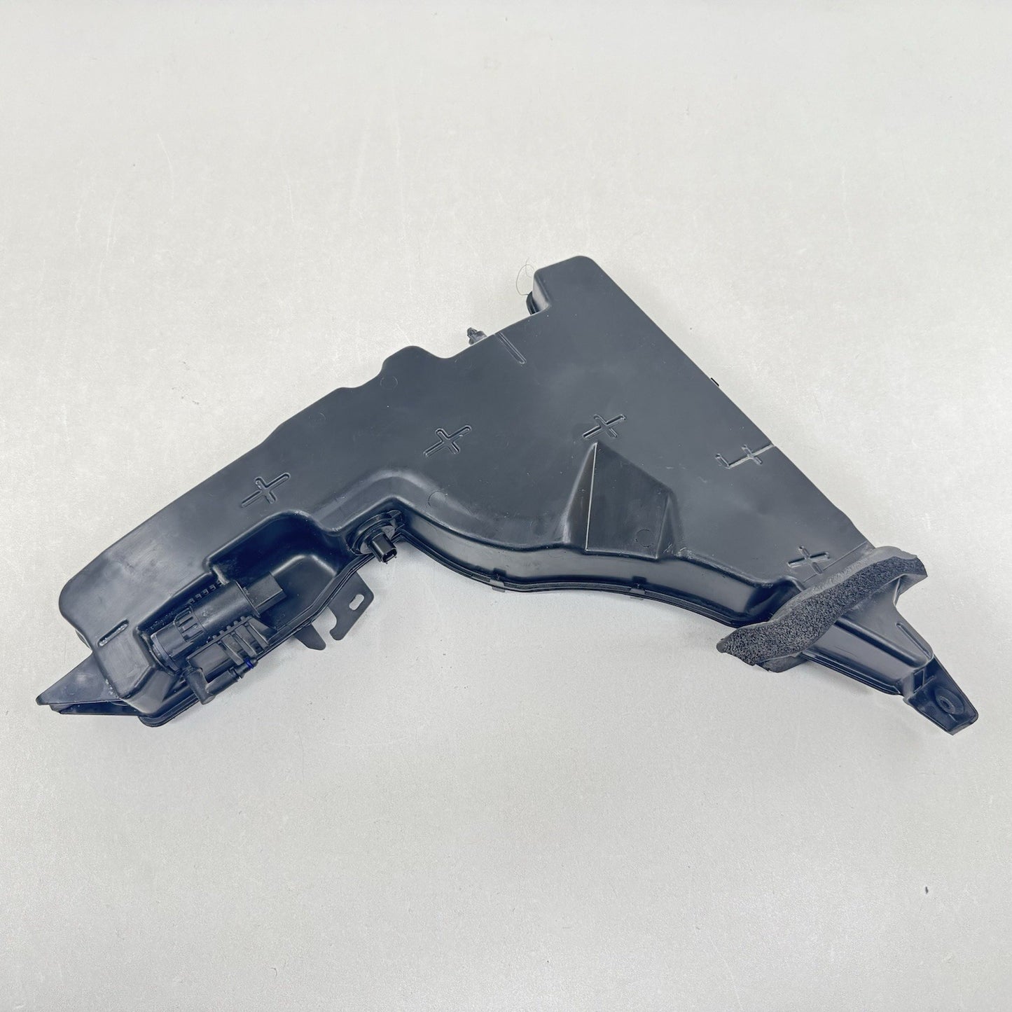 22-25 CADILLAC CT5 V BLACKWING WINDSHIELD WASHER RESERVOIR TANK BOTTLE OEM