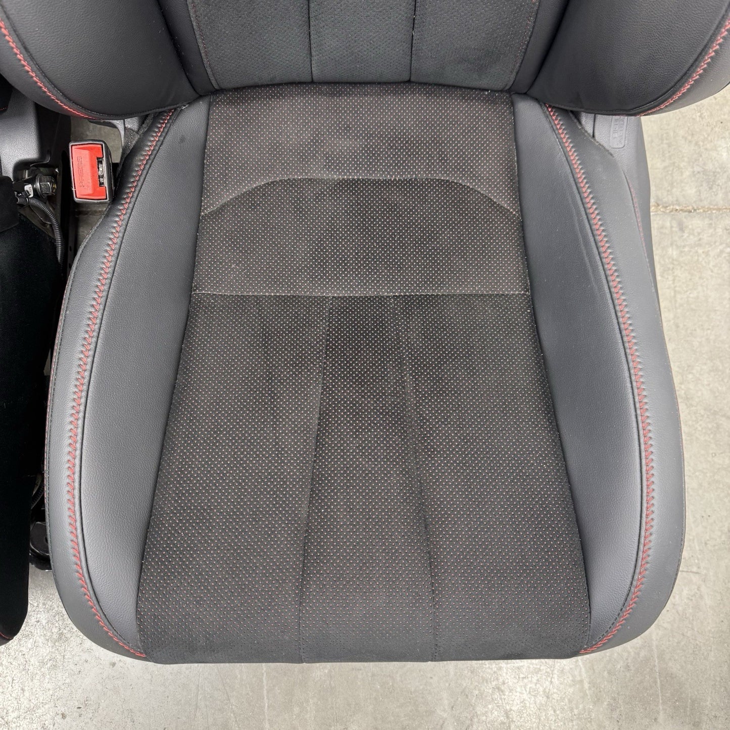 24-25 Acura Integra Type S Front Bucket Seat Pair Power Leather Suede OEM *NOTE*
