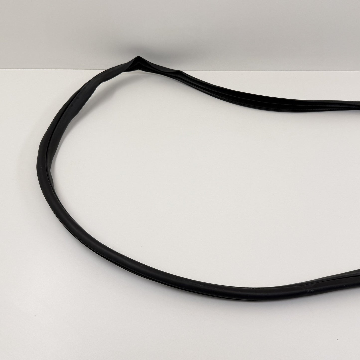 2023-2025 Honda Pilot Driver Left Front Door Weatherstrip Seal Rubber OEM