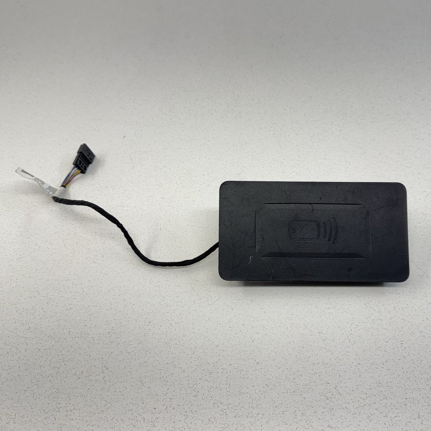18-24 BMW G01 G02 X3 X4 Center Console Wireless Charger Phone Charging Pad OEM