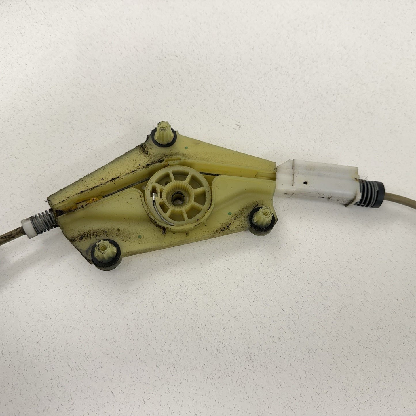 08-15 Audi TT Roadster Driver Left Door Window Regulator 8J0837461D OEM
