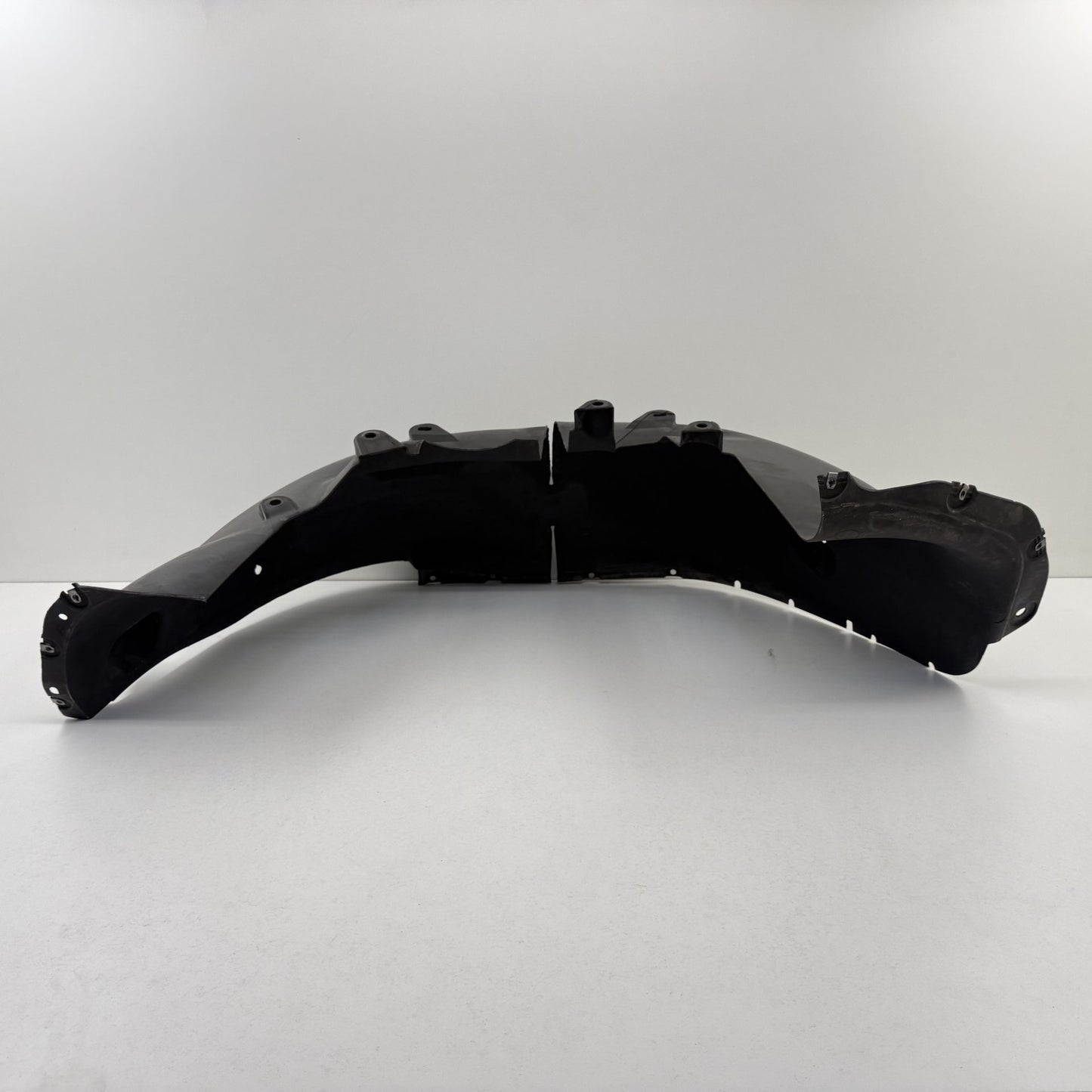 2022-2024 Rivian R1S Right Rear Fender Liner Wheel Arch Splash Guard OEM