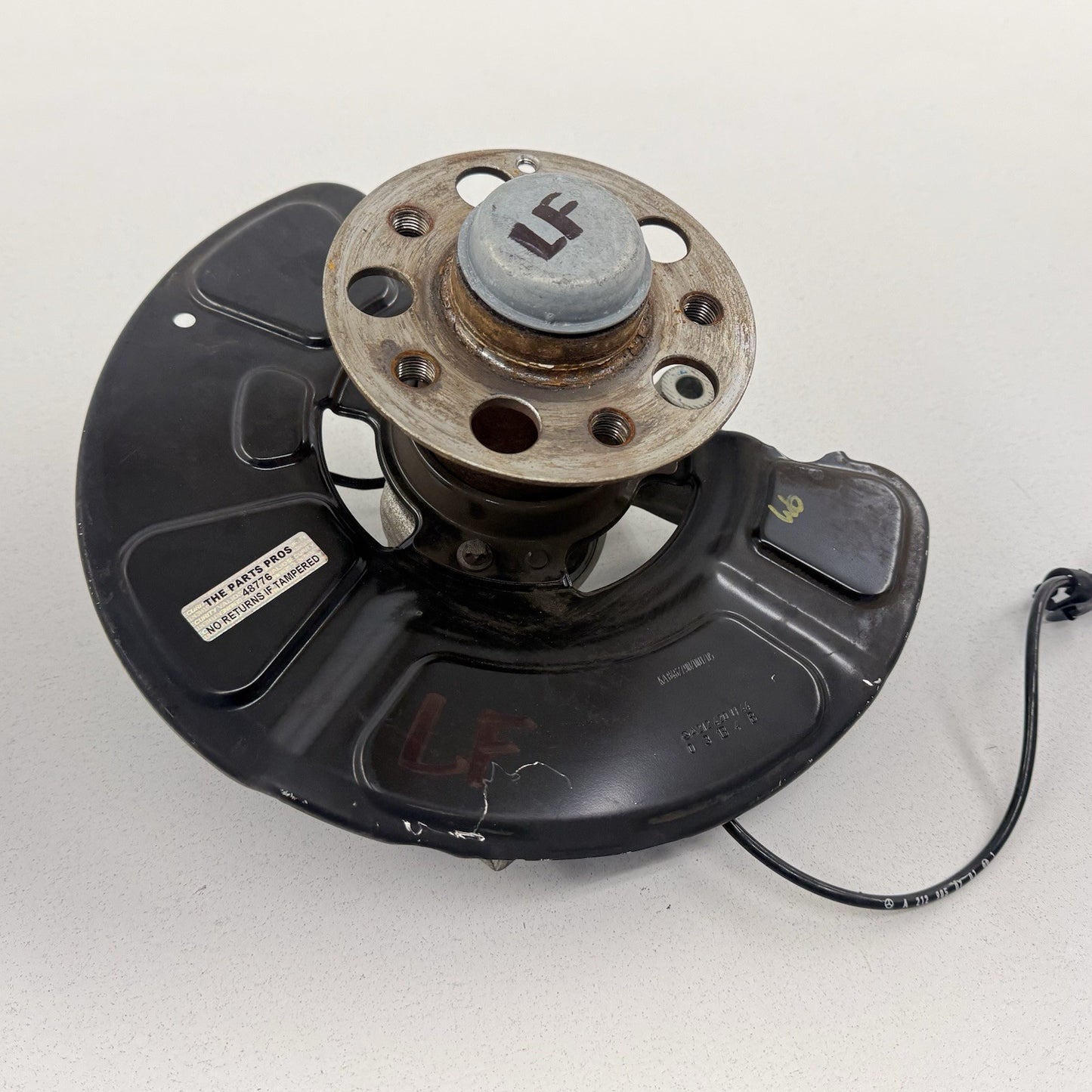 10-16 Mercedes W212 E350 RWD Driver Left Front Spindle Knuckle Hub Bearing OEM