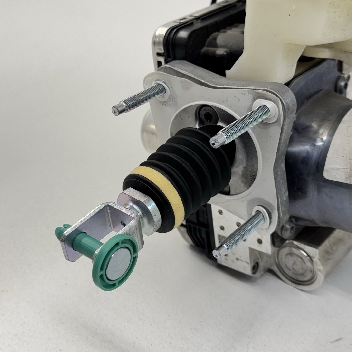 2024 Ford Mustang GT Automatic Brake Booster ABS Pump Assembly PR3C-2D335-AG OEM