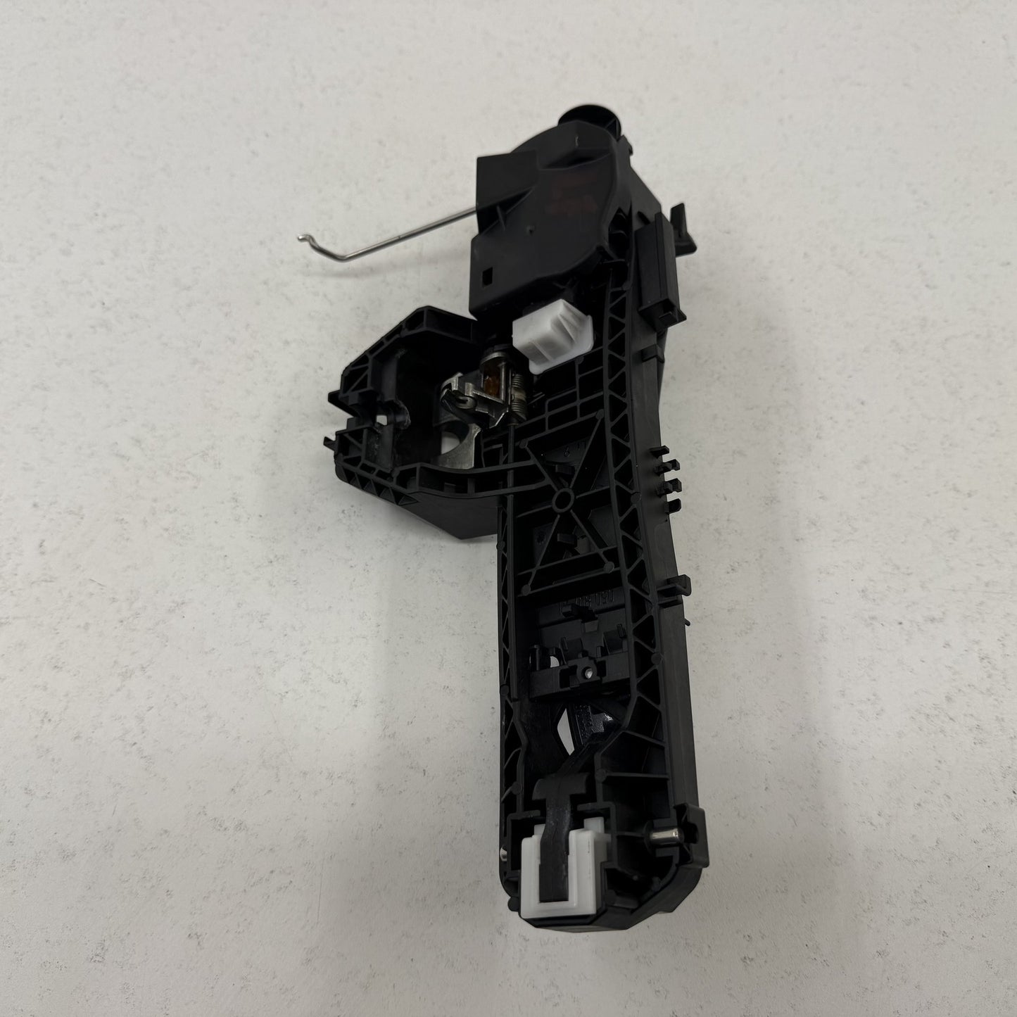 2008-2014 Mercedes C250 W204 Driver Left Front Exterior Door Handle OEM