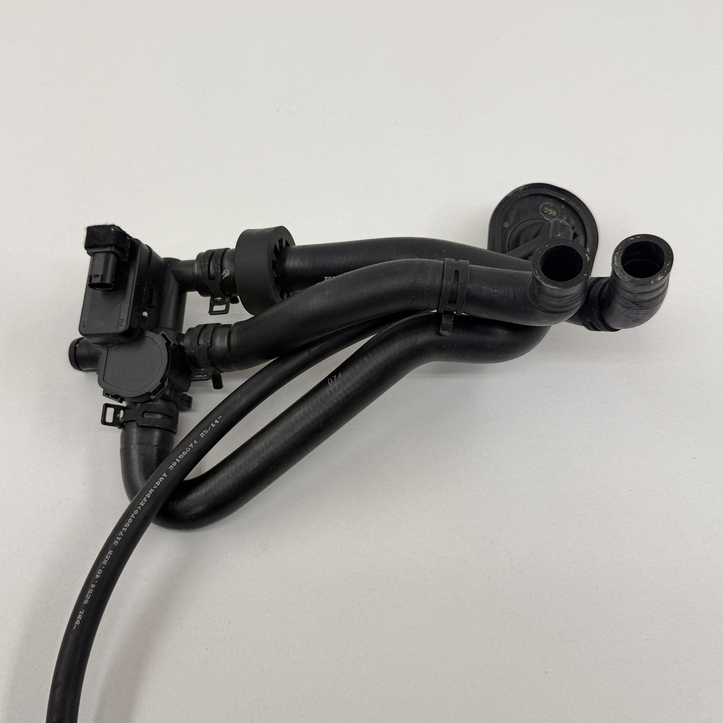 2014-2020 Mercedes S550 W222 HVAC Heater Coolant Control Valve 2308300084 OEM