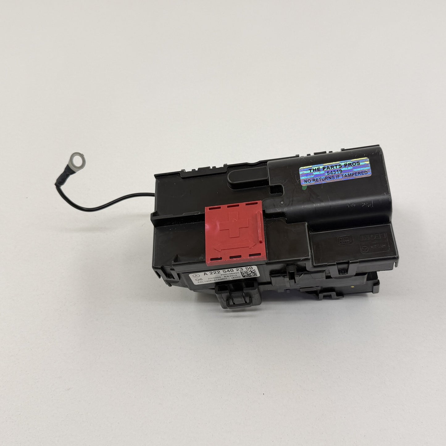 2014-2017 Mercedes-Benz S550 W222 Engine Bay Fuse Relay Junction Box OEM