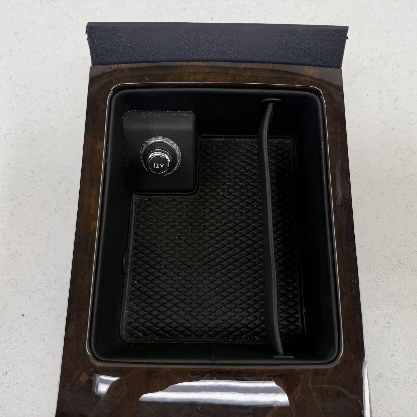 2014-2018 Bentley Flying Spur Center Console Shifter Trim Cup Holder Storage OEM