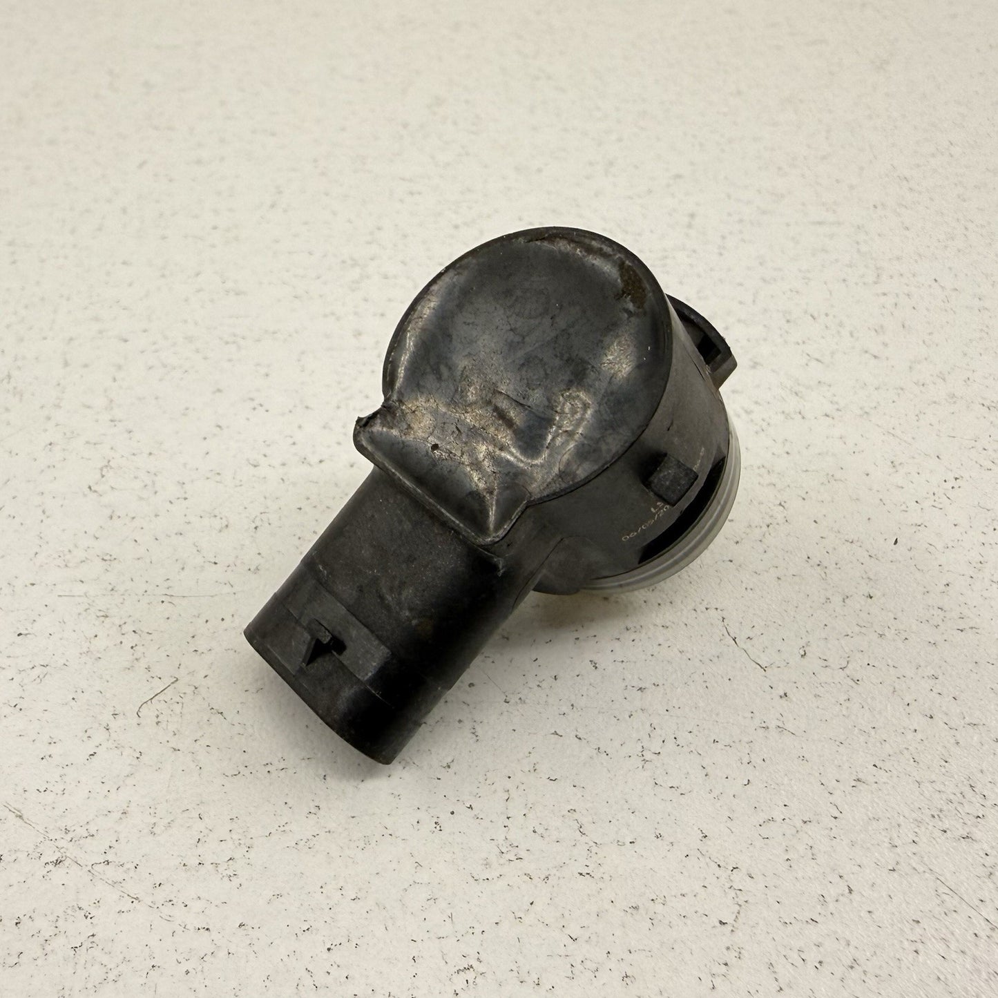 14-16 Mercedes W212 E350 PDC Parking Sensor Black A0009051202 OEM