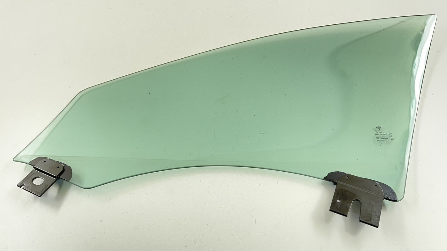12-20 TESLA MODEL S PASSENGER RIGHT FRONT DOOR GLASS WINDOW 43R-001074 OEM