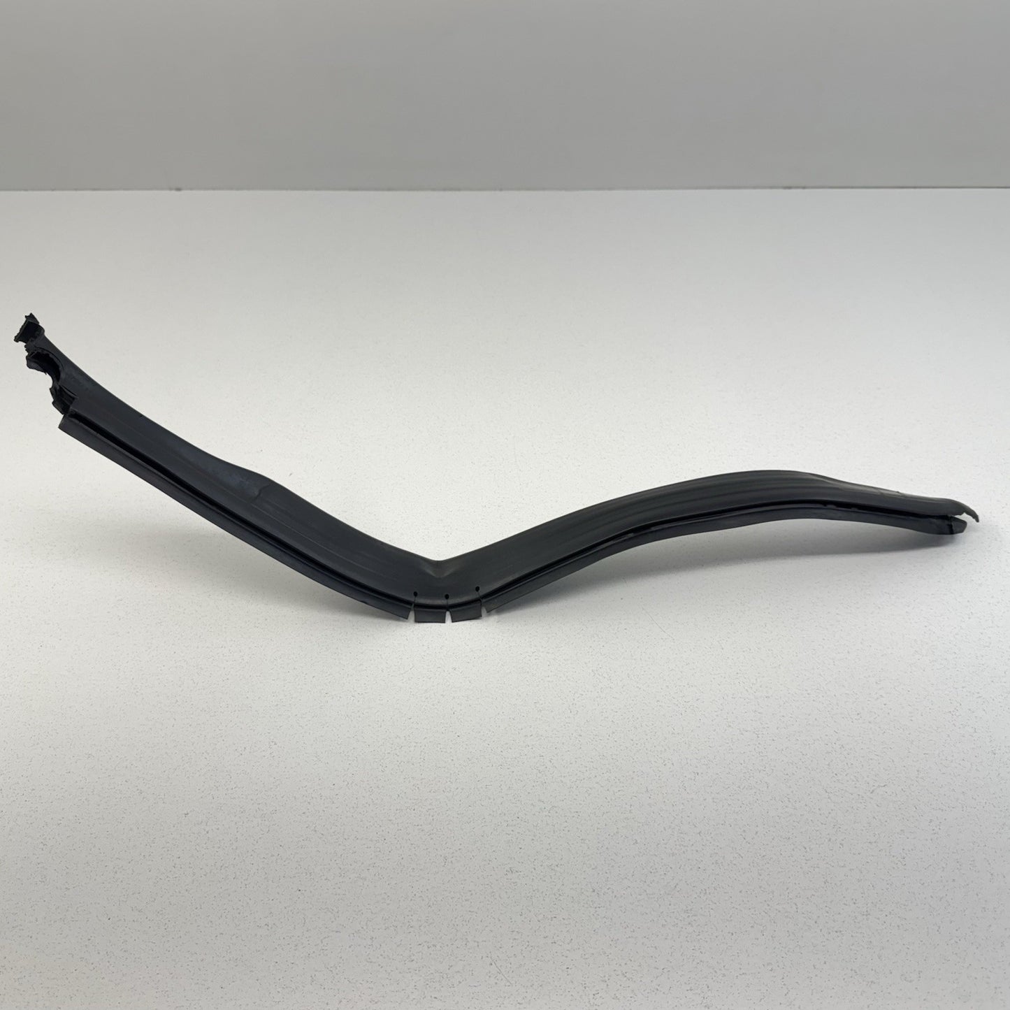 08-14 Mercedes W204 C250 Under Hood Engine Bay Weatherstrip Rubber Seal Set OEM