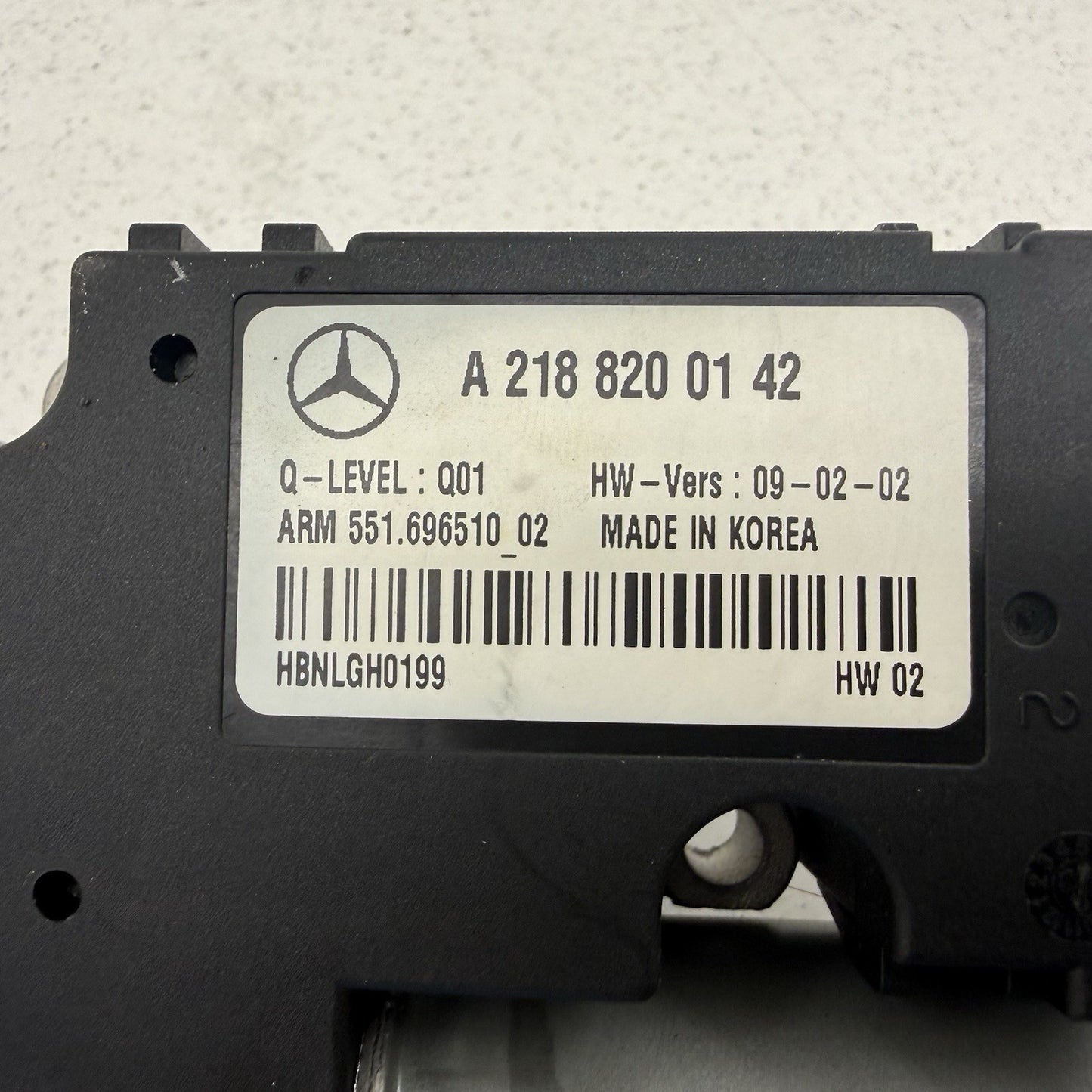 10-18 Mercedes W212 W218 CLS550 E550 Sunroof Sun Roof Glass Motor 2188200142 OEM