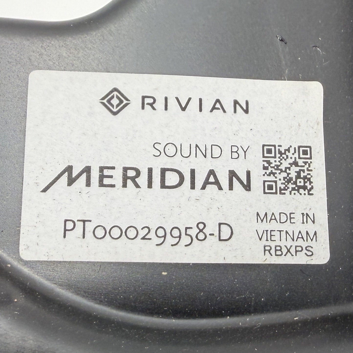 2022-2024 Rivian R1S Rear Subwoofer Bass Speaker Meridian PT00029958-D OEM