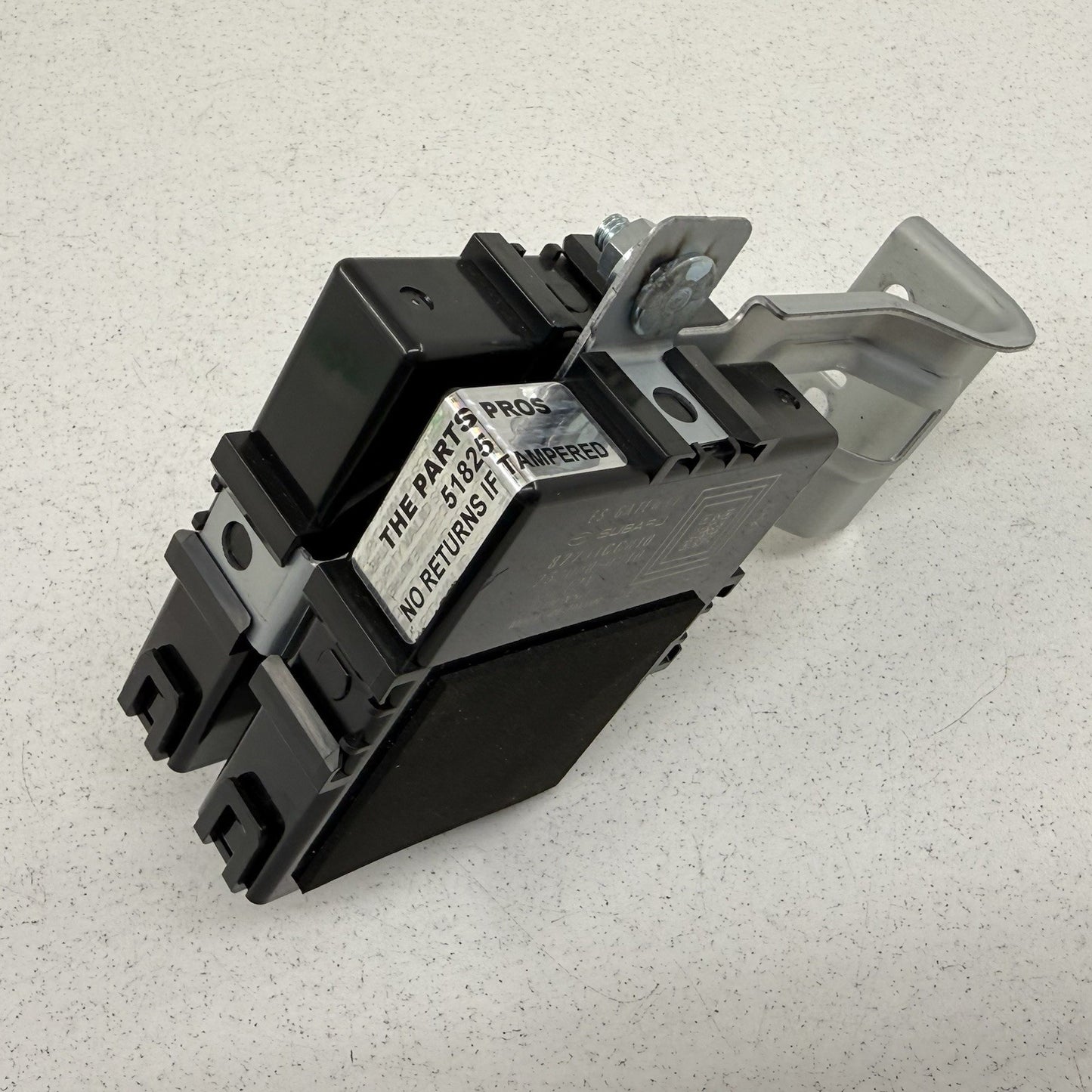 22-26 Toyota GR86 Front Central Gateway & ES Gateway Control Module Pair OEM