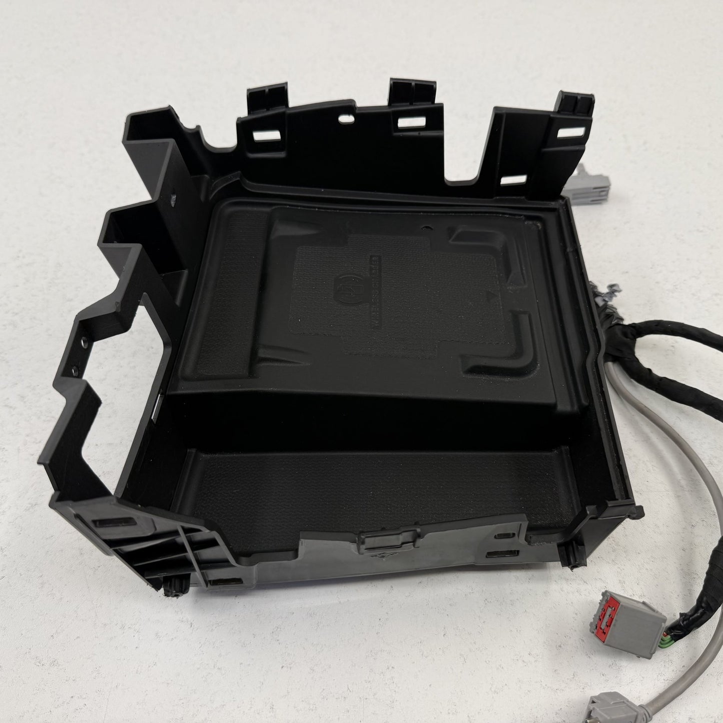 2021-2024 Dodge Durango Center Console Wireless Charger Phone Charging Pad OEM