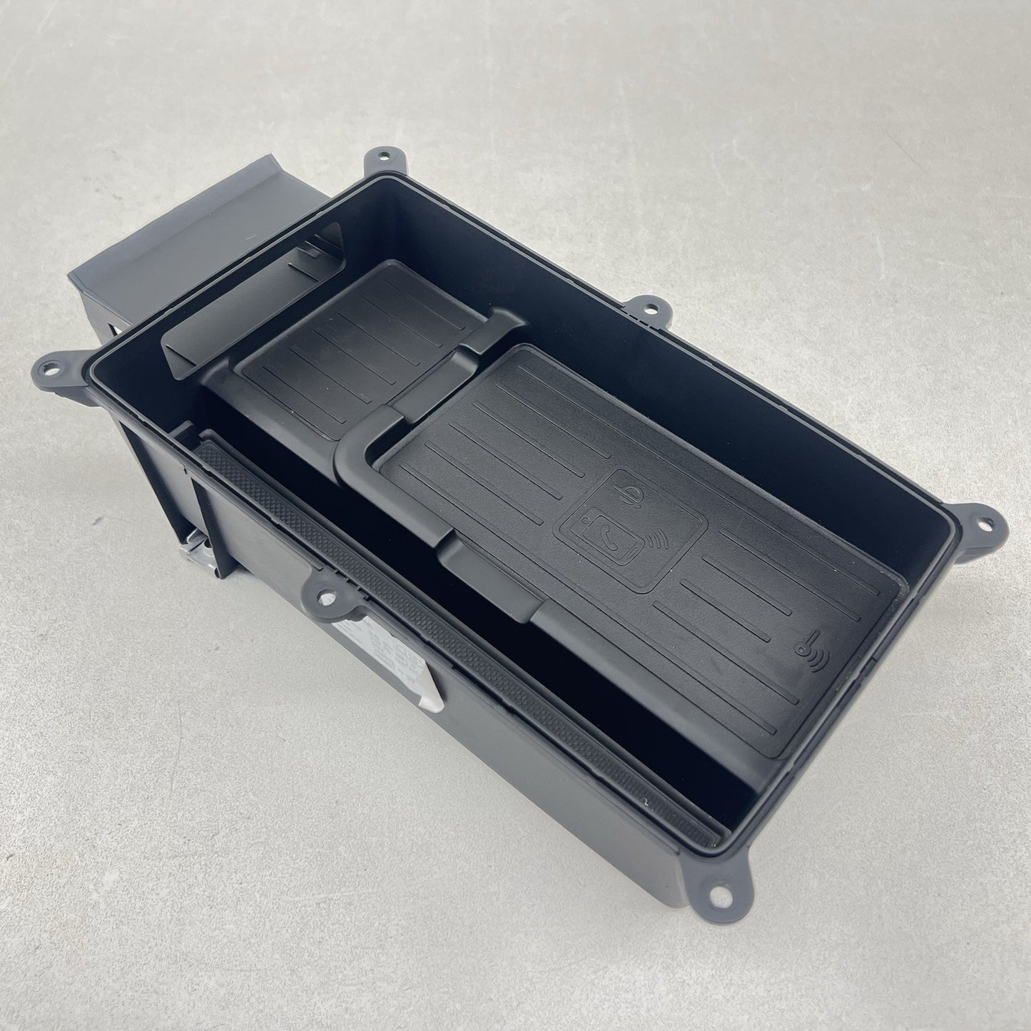20-24 AUDI A4 CENTER CONSOLE WIRELESS CHARGE PHONE CHARGING W/ SURROUND TRIM OEM