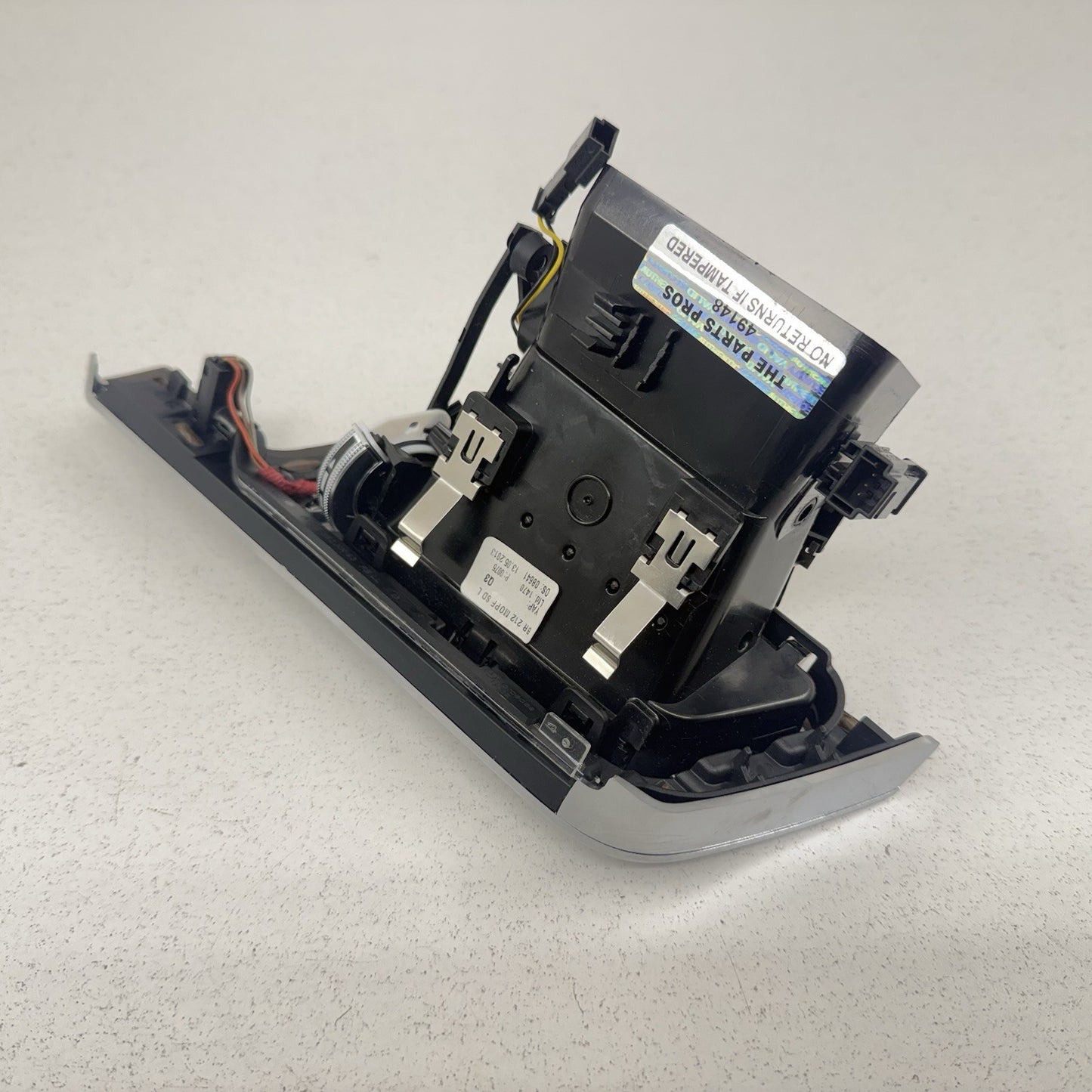 14-16 Mercedes W212 E350 Driver Left Dashboard Dash Outer Air Vent Trim OEM