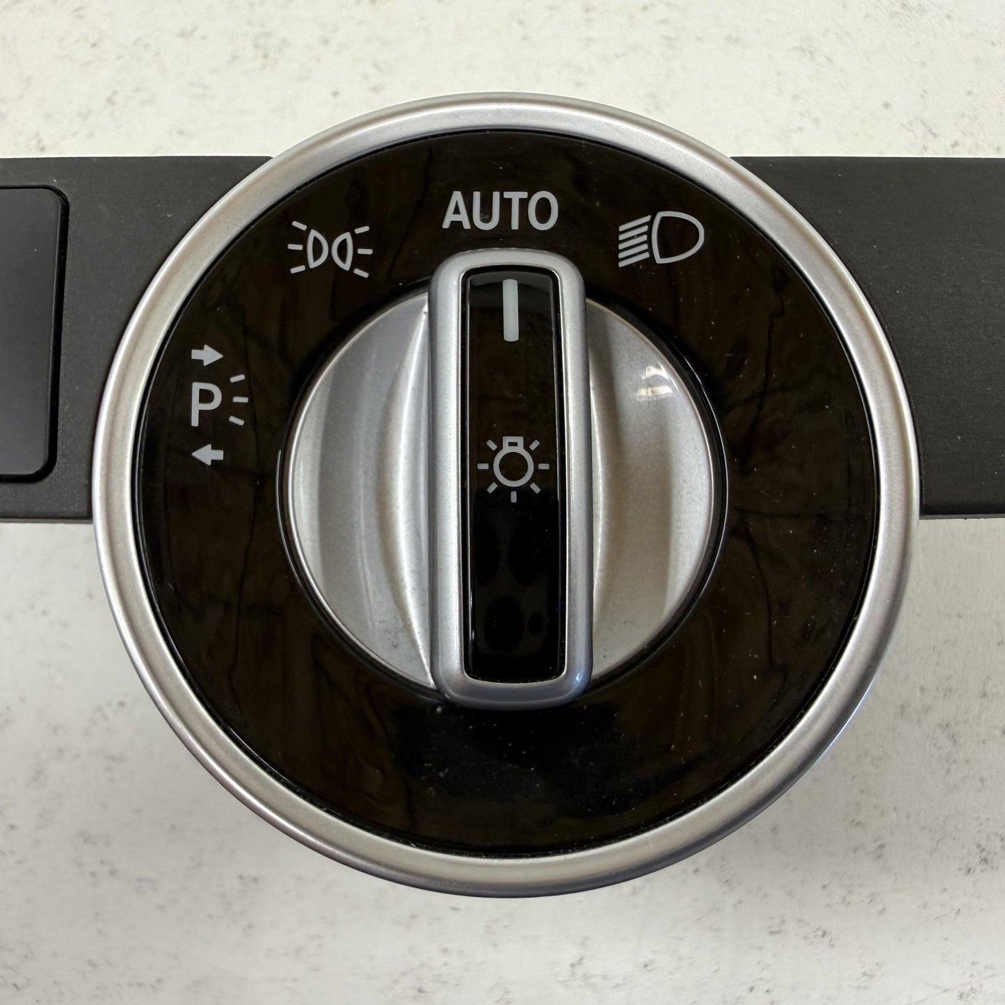 2008-2014 Mercedes-Benz C250 W204 Headlight Lamp Control Switch 2129050551 OEM