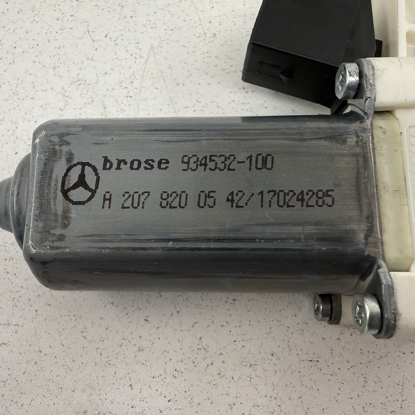 12-18 Mercedes W218 CLS550 Passenger Right Front Door Window Regulator Motor OEM