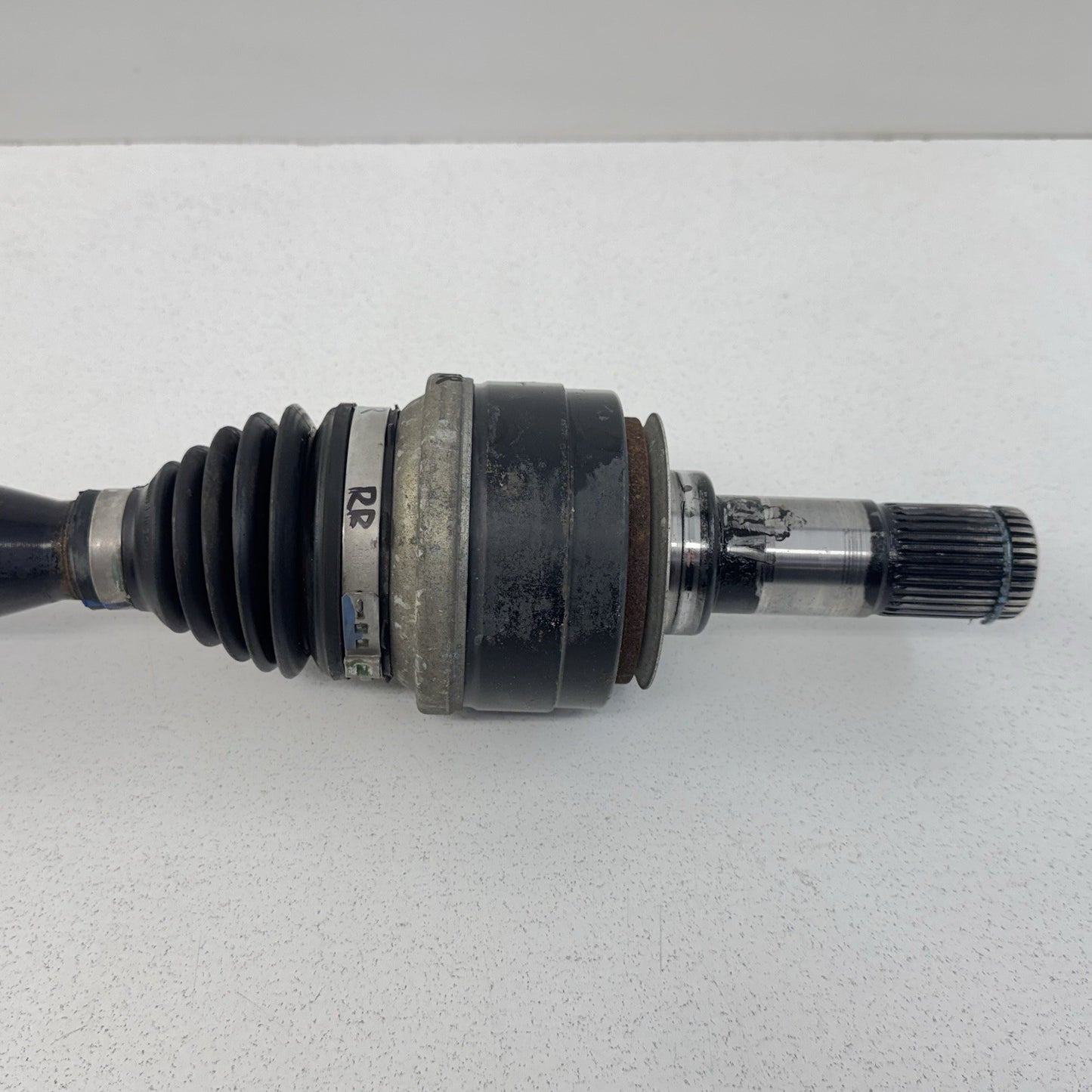 10-15 Chevrolet Camaro SS Passenger Right Rear CV Axle Shaft 92238378 OEM