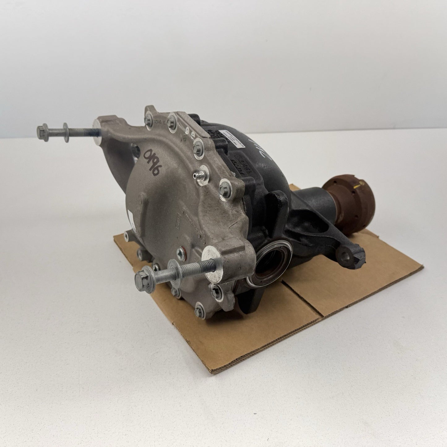 24-26 Ford Mustang GT Manual Rear LSD Differential Diff 3.55 Ratio 10K Miles OEM