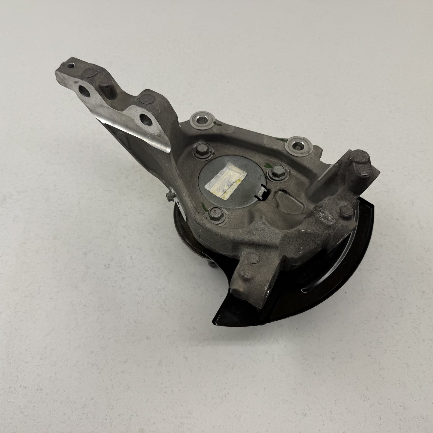2013-2015 Chevrolet Camaro SS 1LE Right Front Spindle Knuckle Hub Bearing OEM