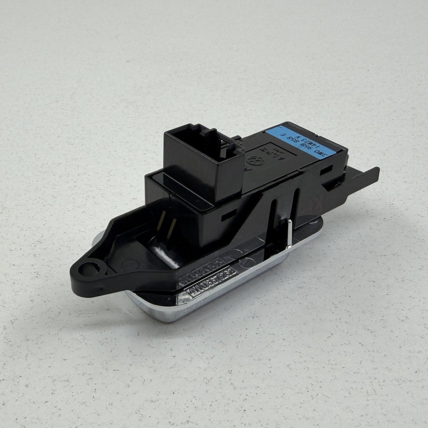 2014-2018 Bentley Flying Spur Passenger Right Front Door Window Switch OEM