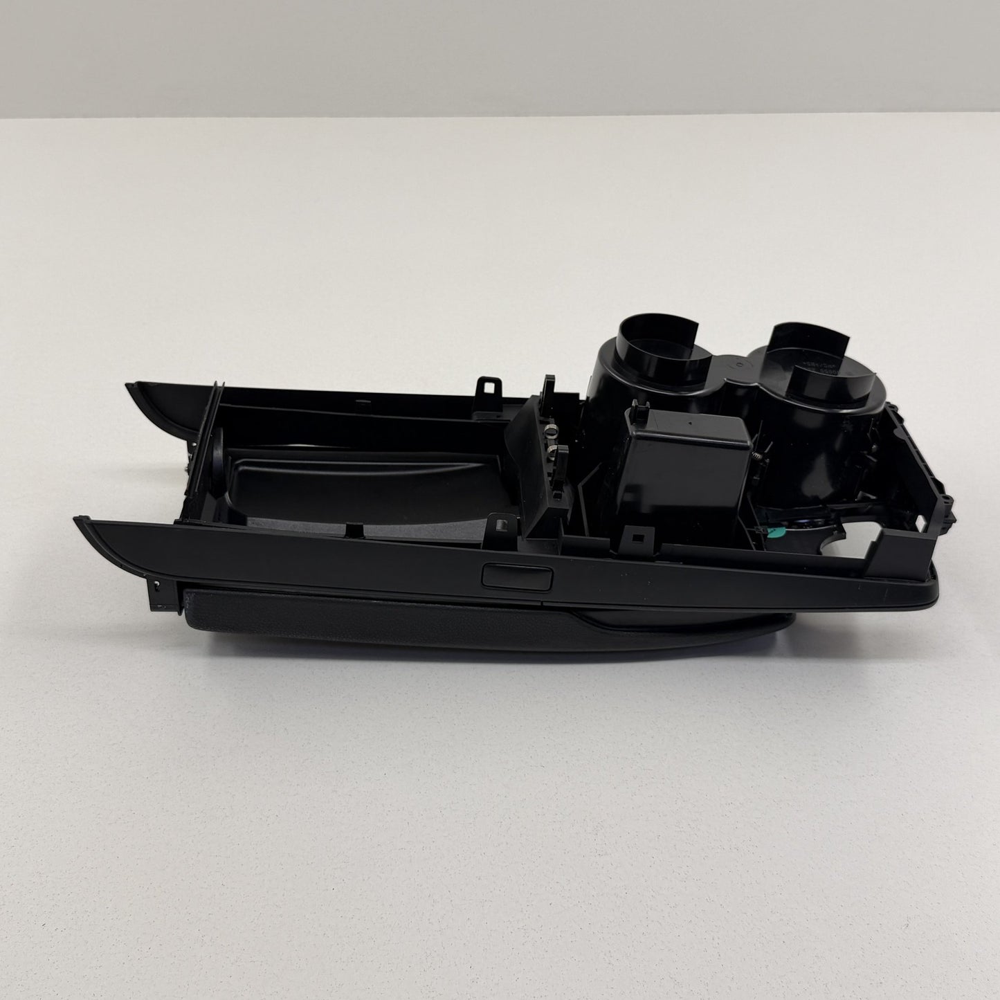2008-2014 Mercedes C250 W204 Center Console Armrest Arm Rest Leather Black OEM