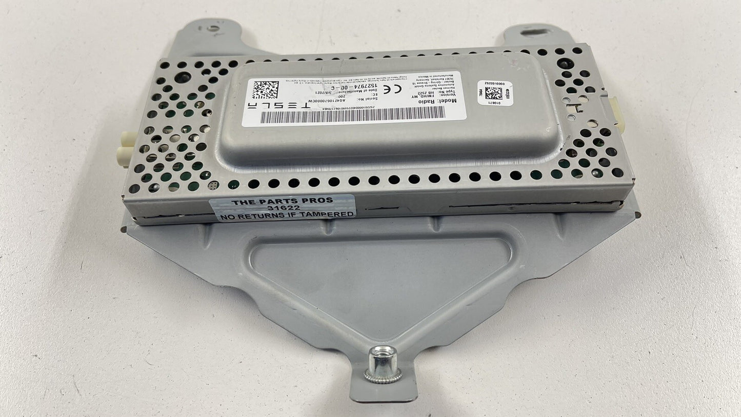 20-23 TESLA MODEL Y AM FM HD RADIO AUDIO SYSTEM RECEIVER 1527974-00-C OEM