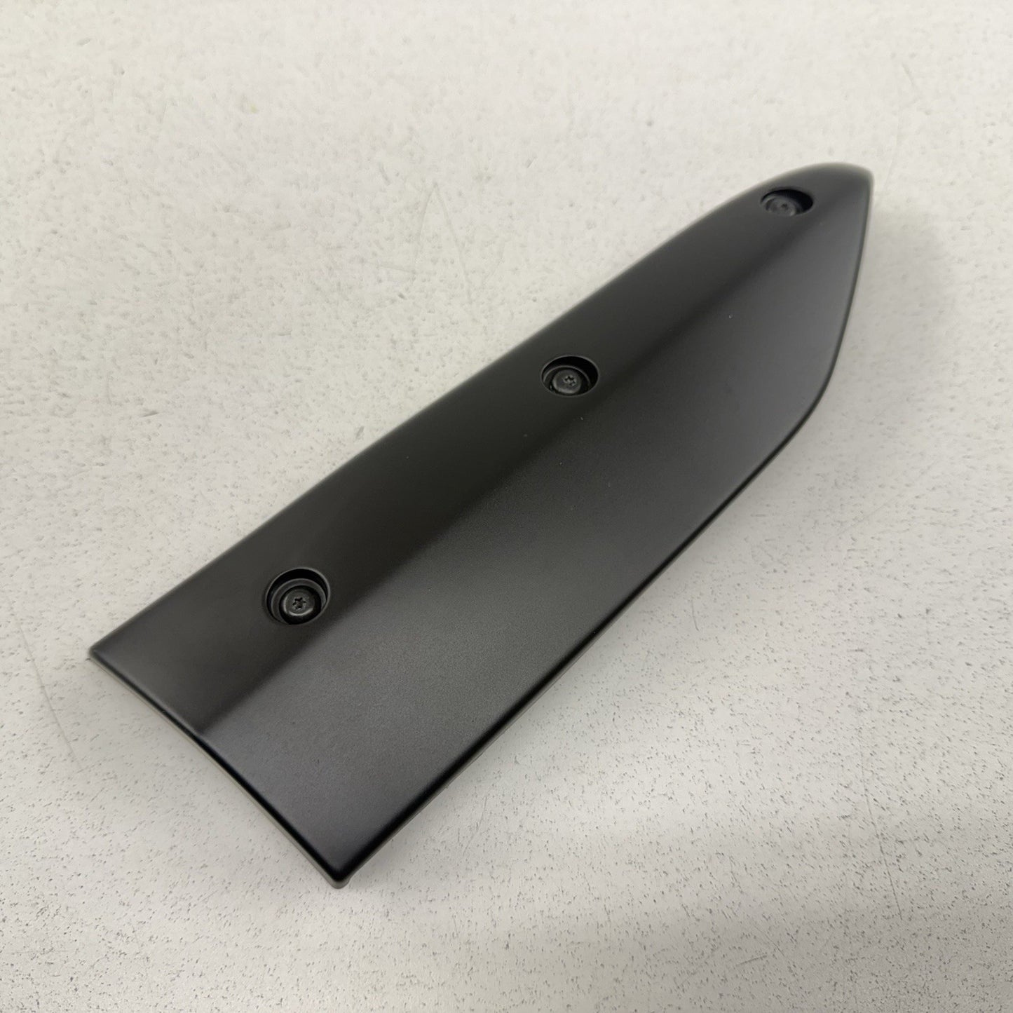 18-24 Chevrolet Camaro ZL1 1LE Front Bumper Left Air Deflector 23329728 OEM