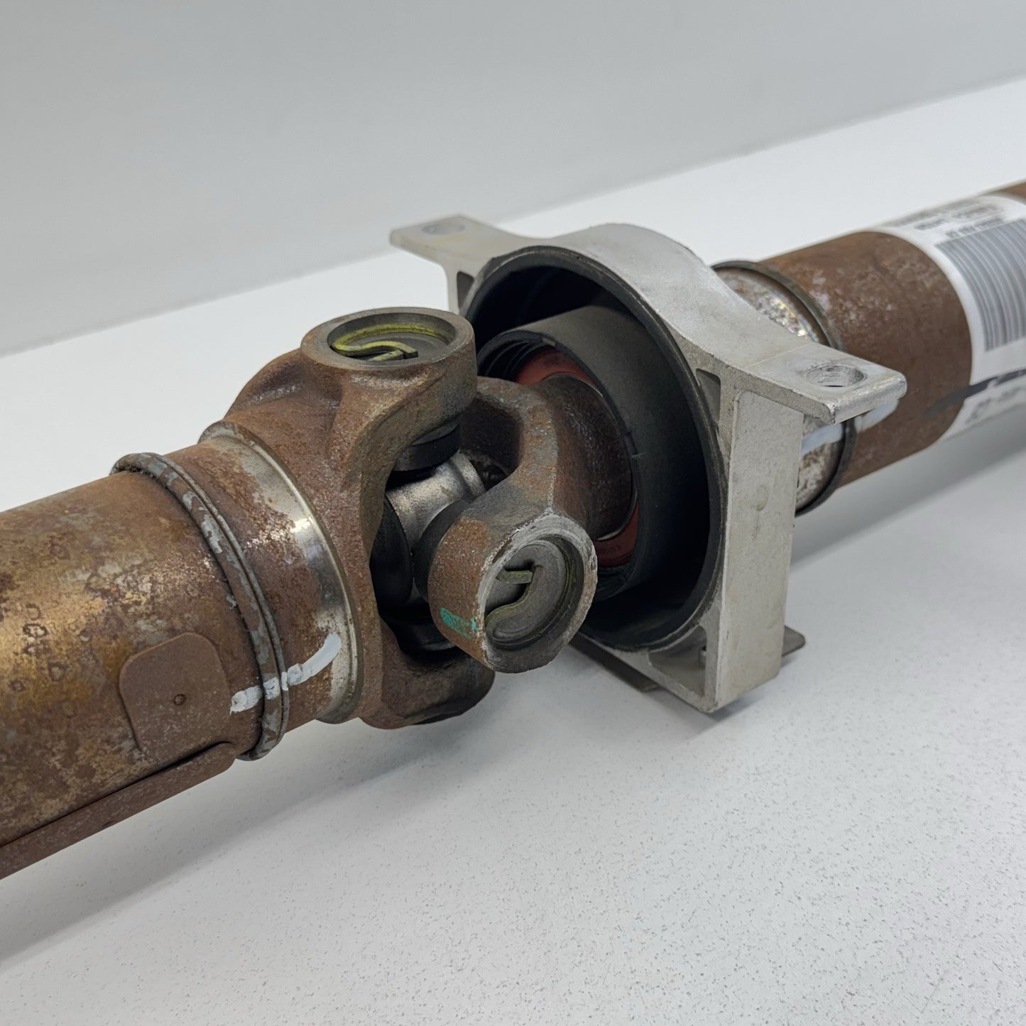 24-26 Ford Mustang GT Automatic Driveshaft Drive Shaft Propellor Carrier OEM
