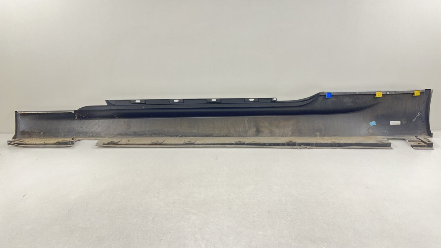 06-10 BMW M6 E63 E64 PASSENGER RIGHT SIDE SKIRT ROCKER PANEL COVER TRIM OEM