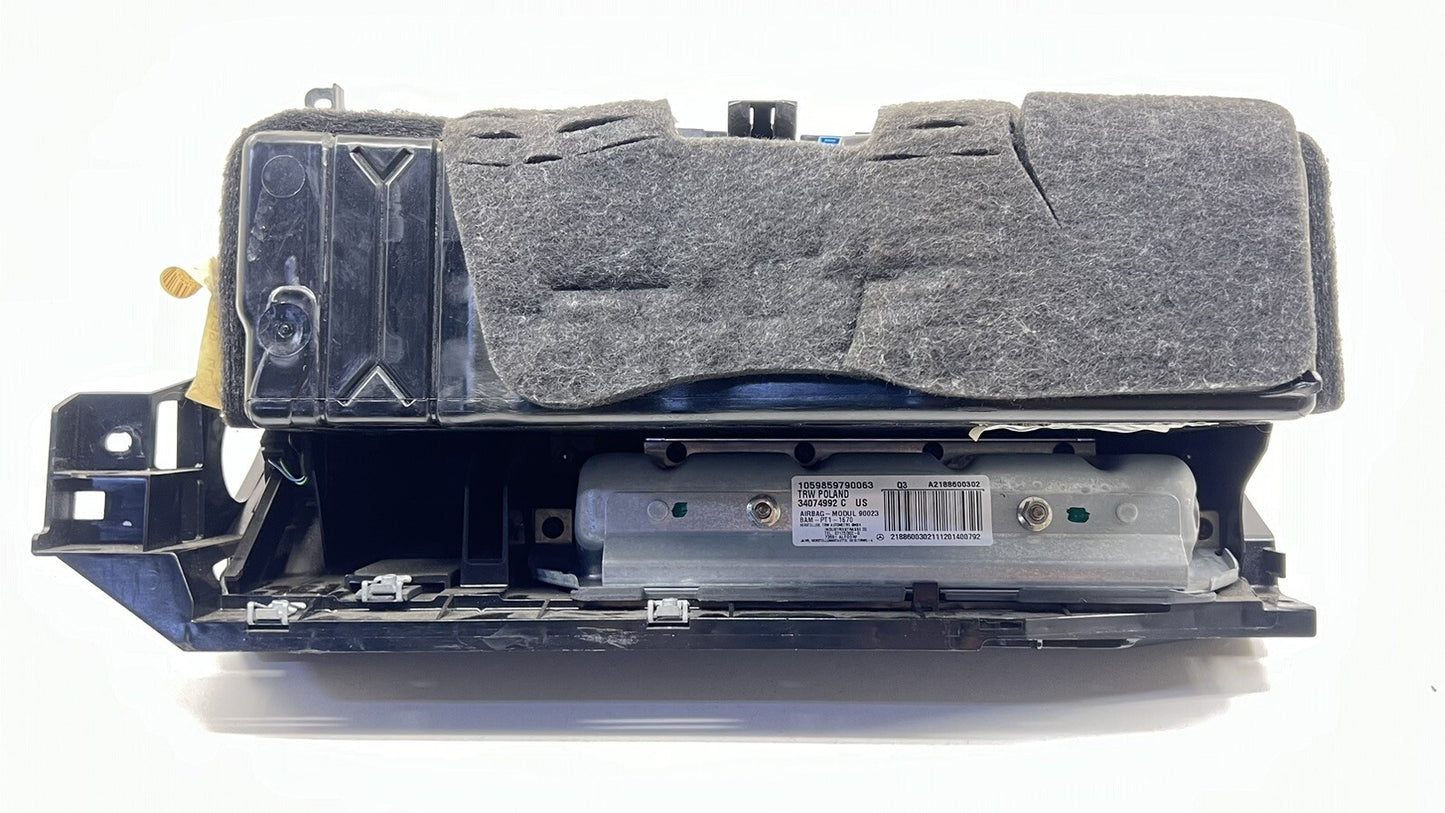 12-18 MERCEDES BENZ CLS550 W218 FRONT GLOVE BOX COMPARTMENT WITH KNEE AIRBAG OEM