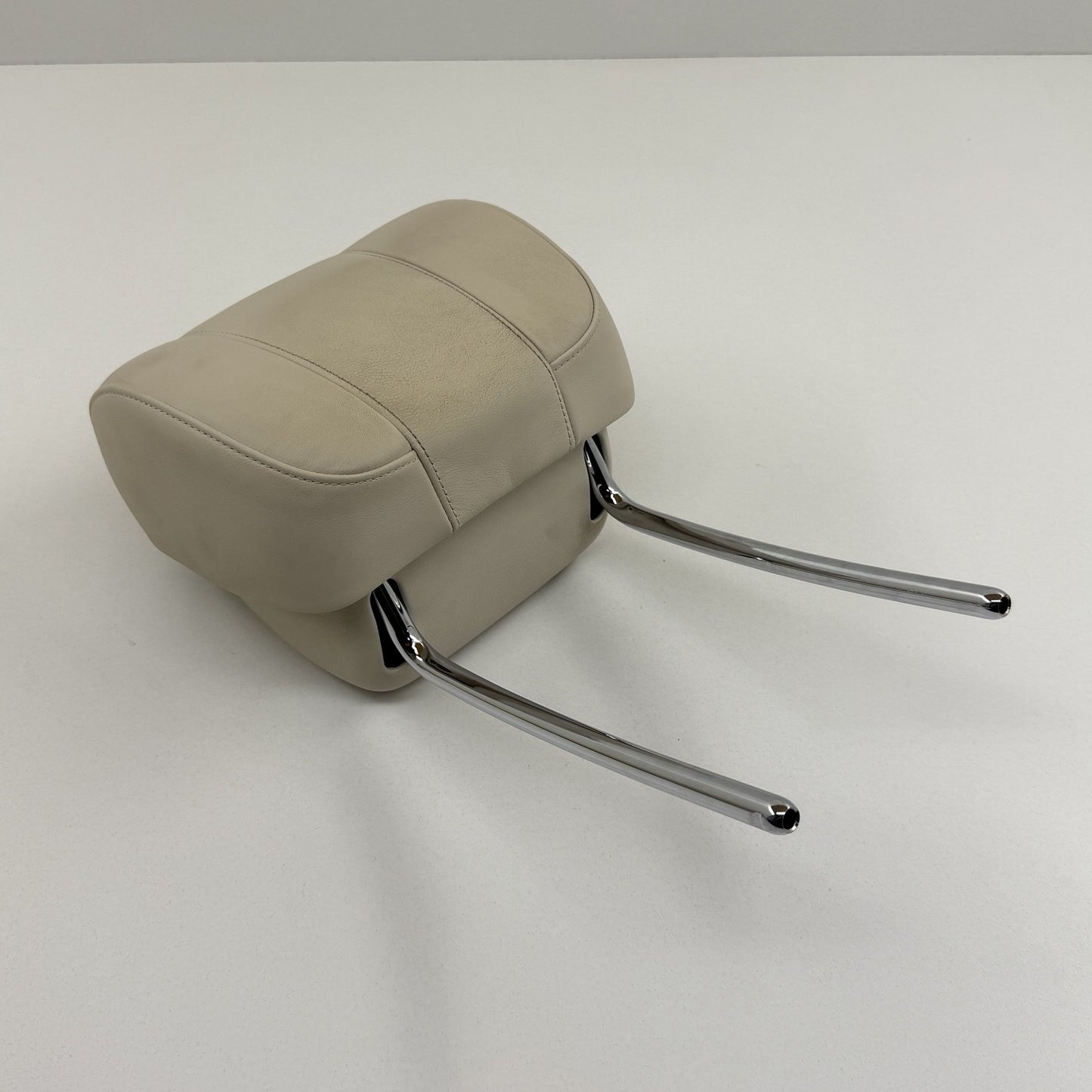 2014-2017 Mercedes S550 W222 Front Seat Headrest Head Rest Left Or Right OEM