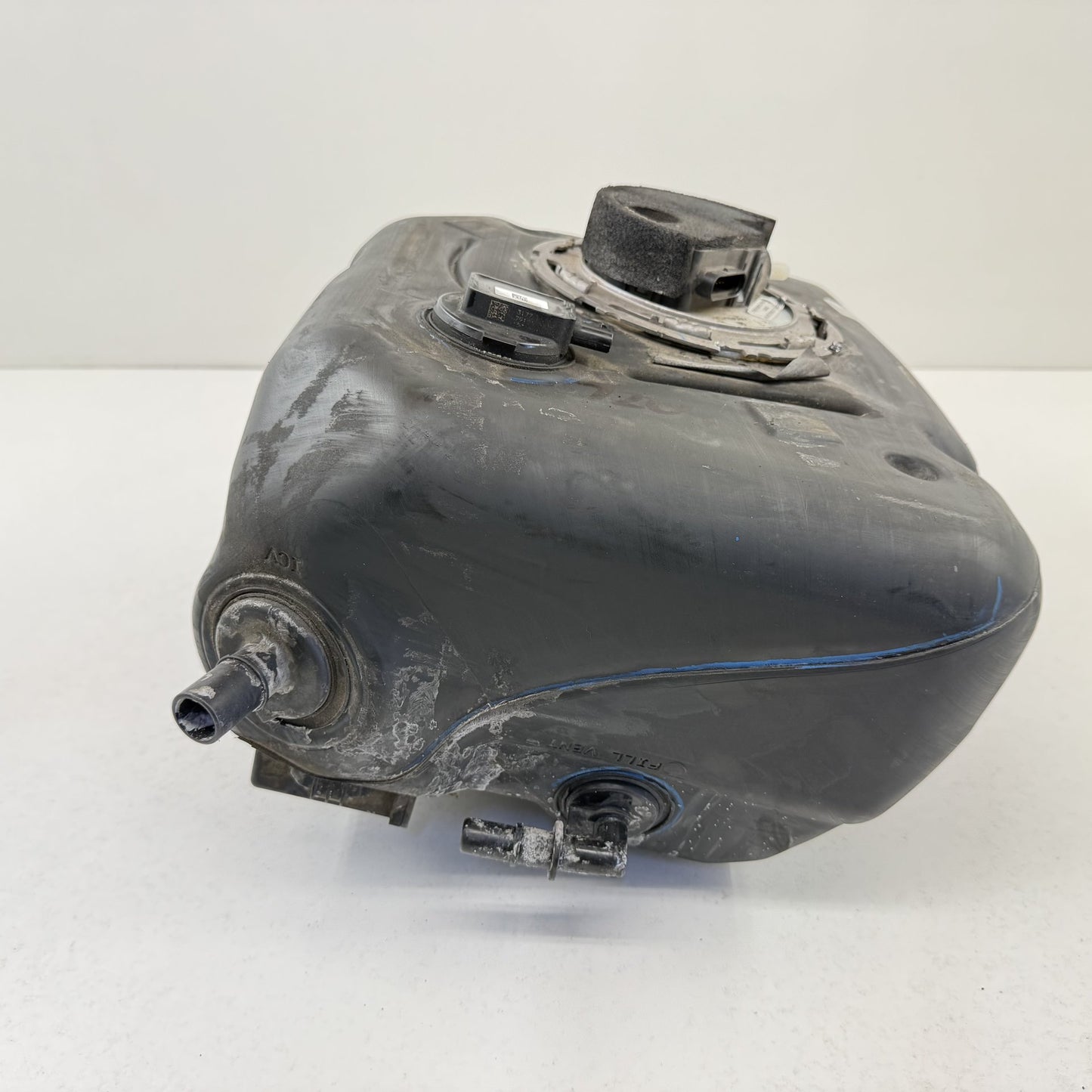 2019-2024 Ram 2500 3500 Diesel DEF Tank Reservoir W/ Pump Module Assembly OEM