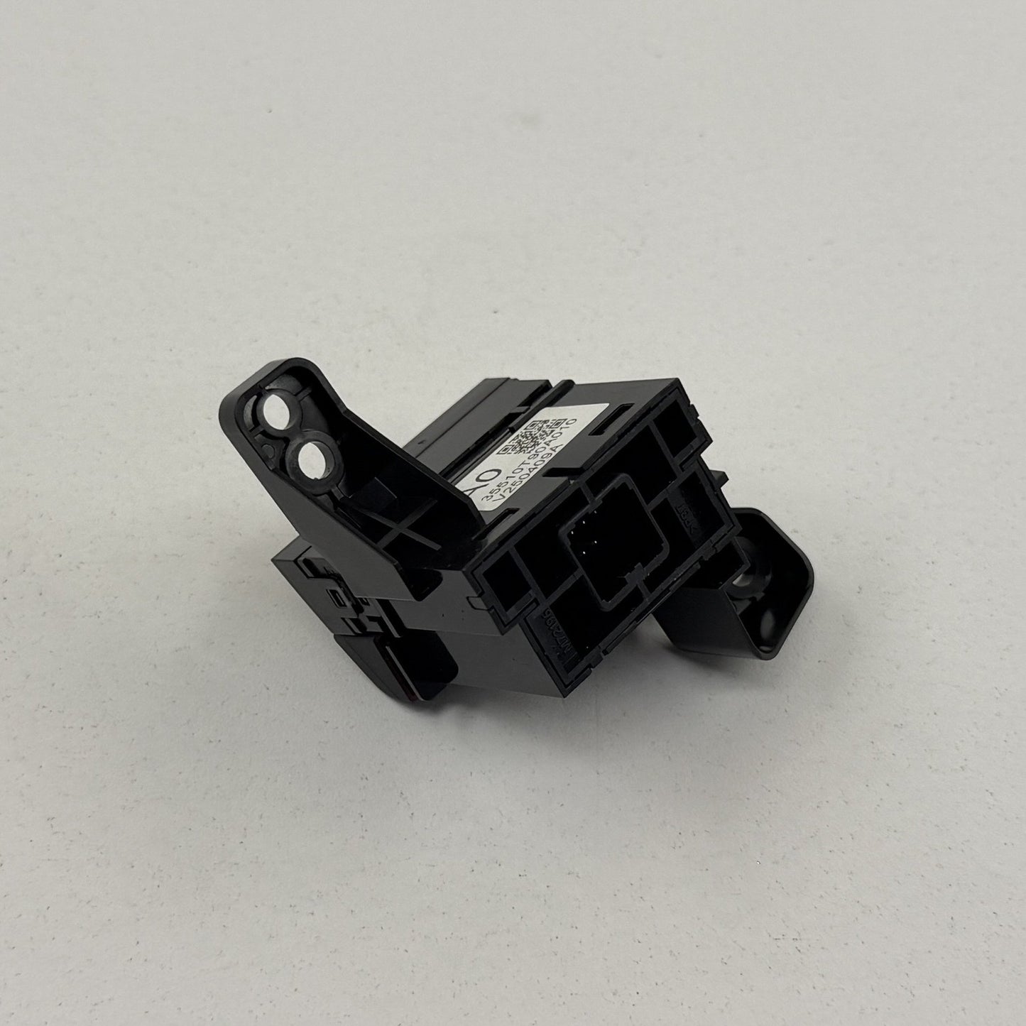 2023-2025 Honda Pilot Emergency Hazard Switch Button Passenger Bag Status OEM
